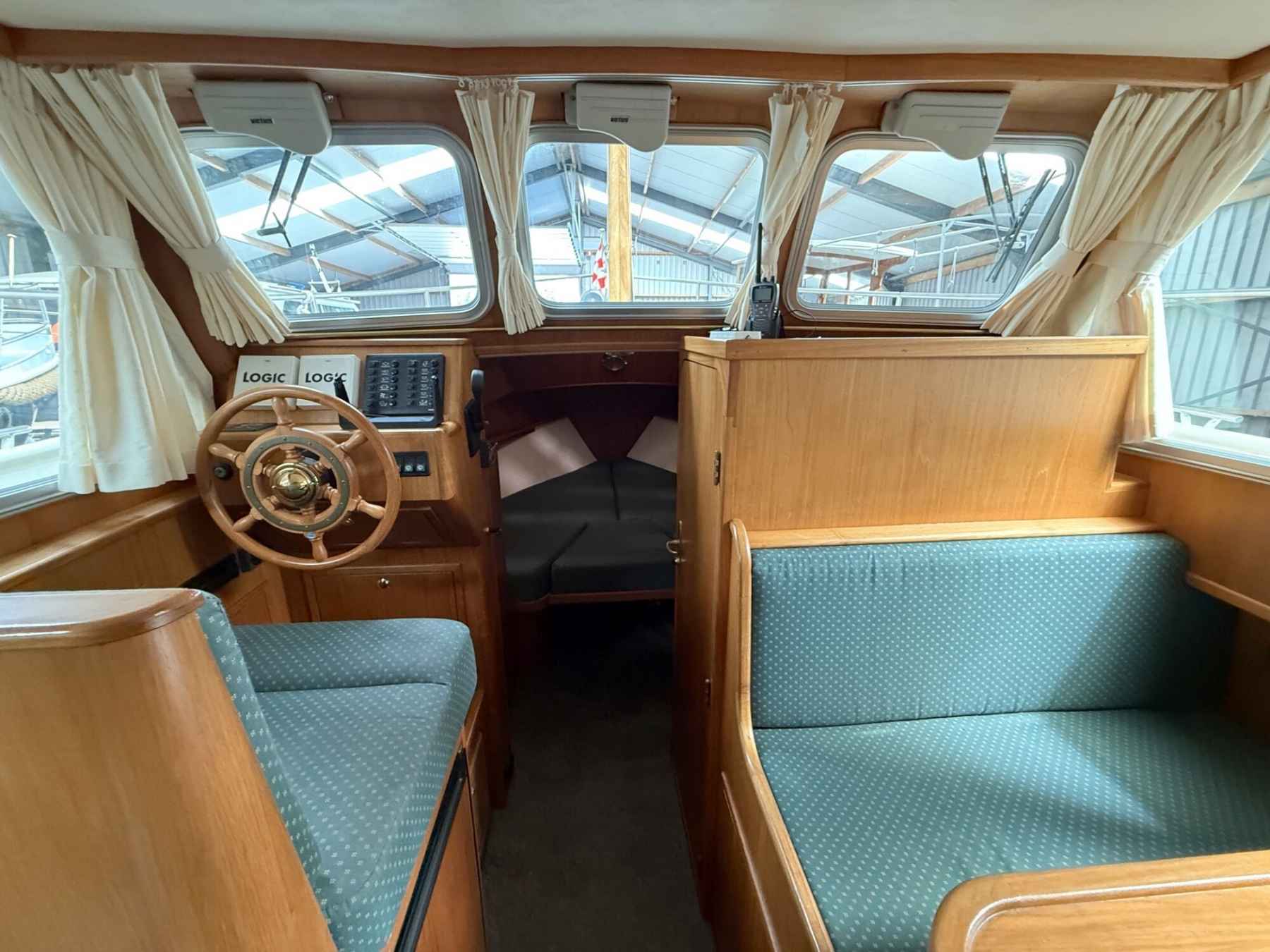 Motorboot Barkas 8.30 OK