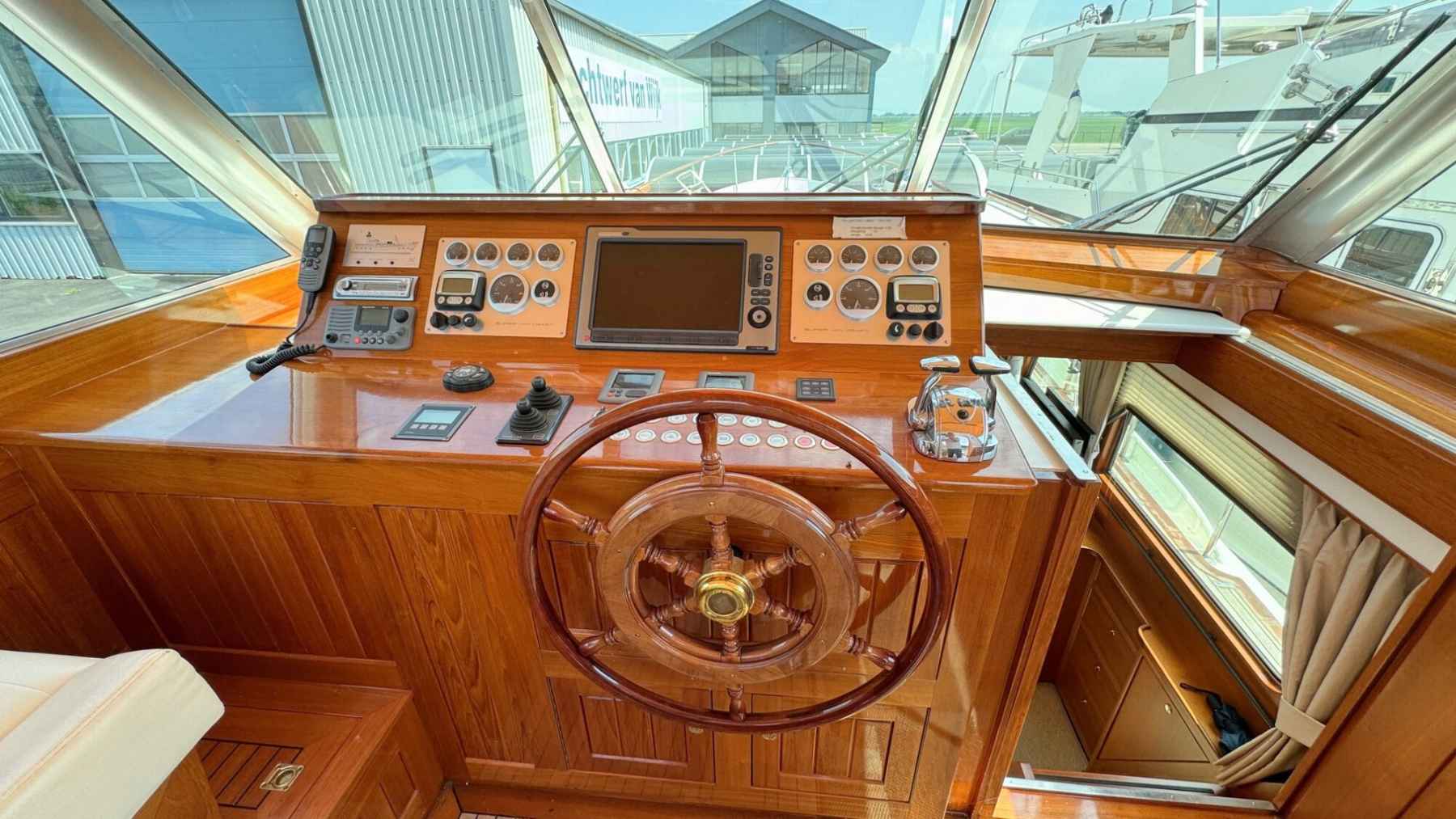 Motorboot Super van Craft 14.80 Cabrio