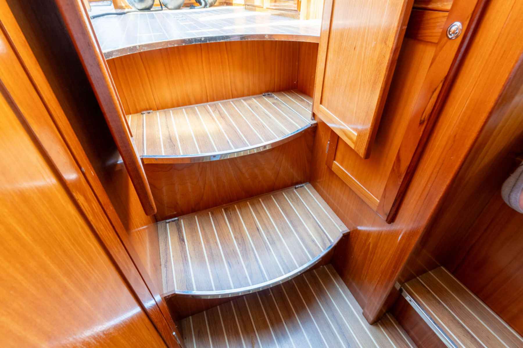 Motorboot Ramin 30 Touring Spiegeldeur