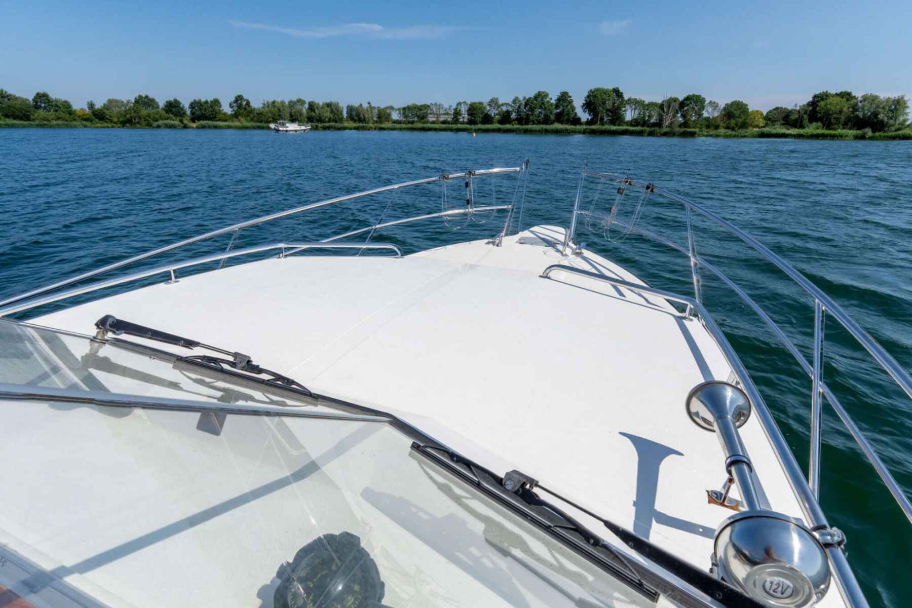 Motorboot Ramin 30 Touring Spiegeldeur