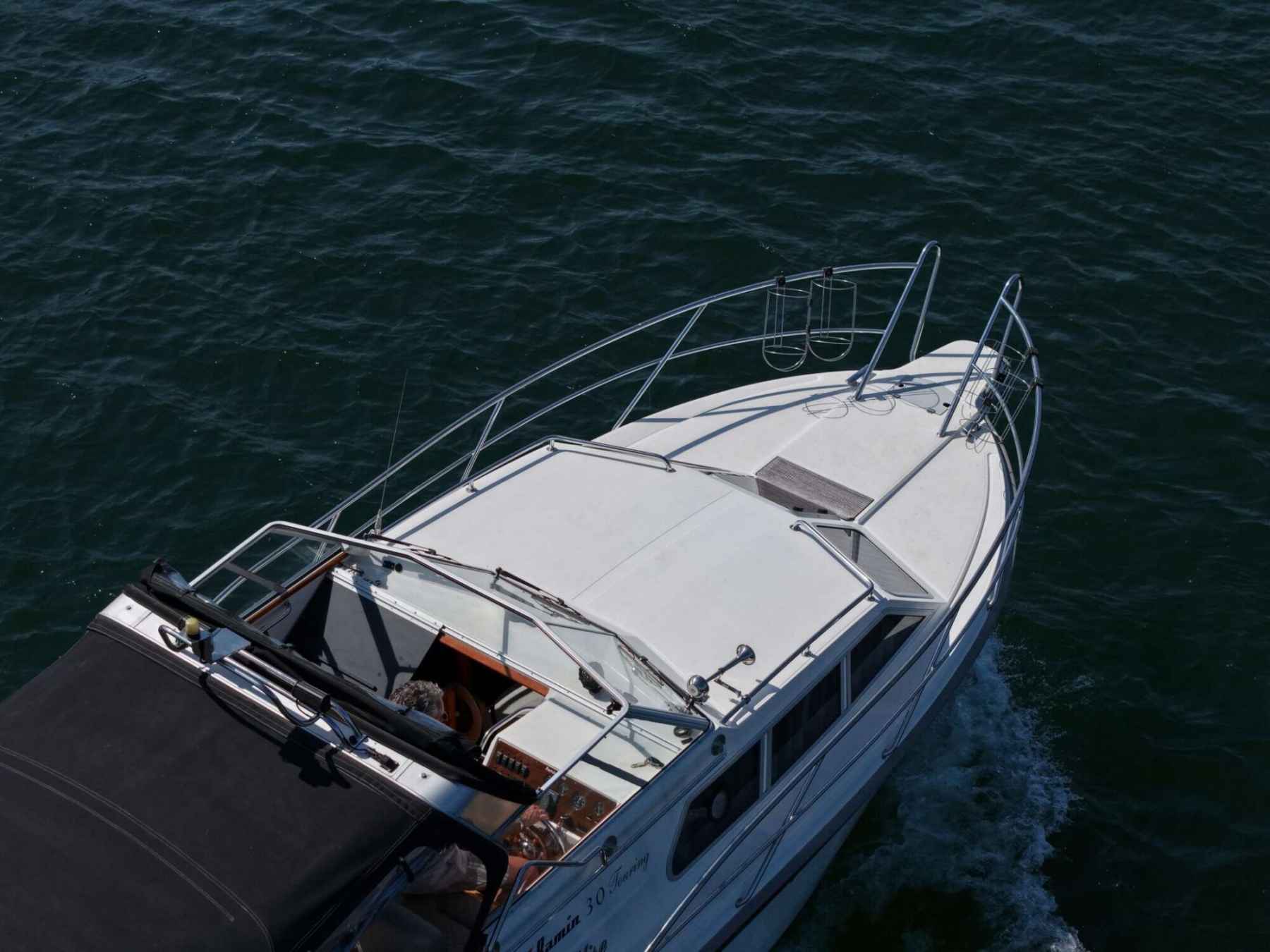 Motorboot Ramin 30 Touring Spiegeldeur