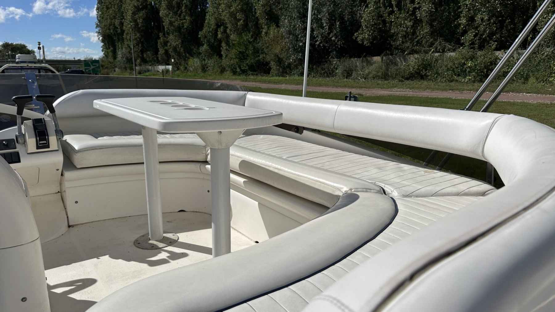 Motorboot Fairline Phantom 40 Flybridge