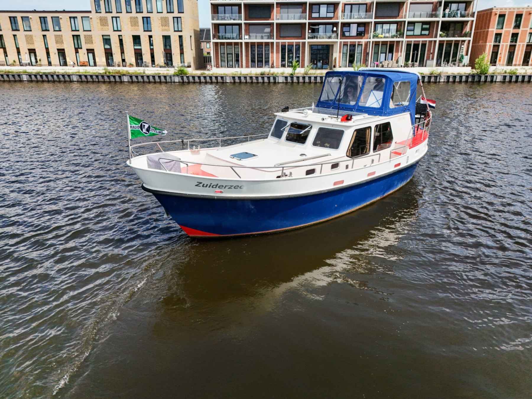 Motorboot Monty Bank Kotter 38 AK Cabrio