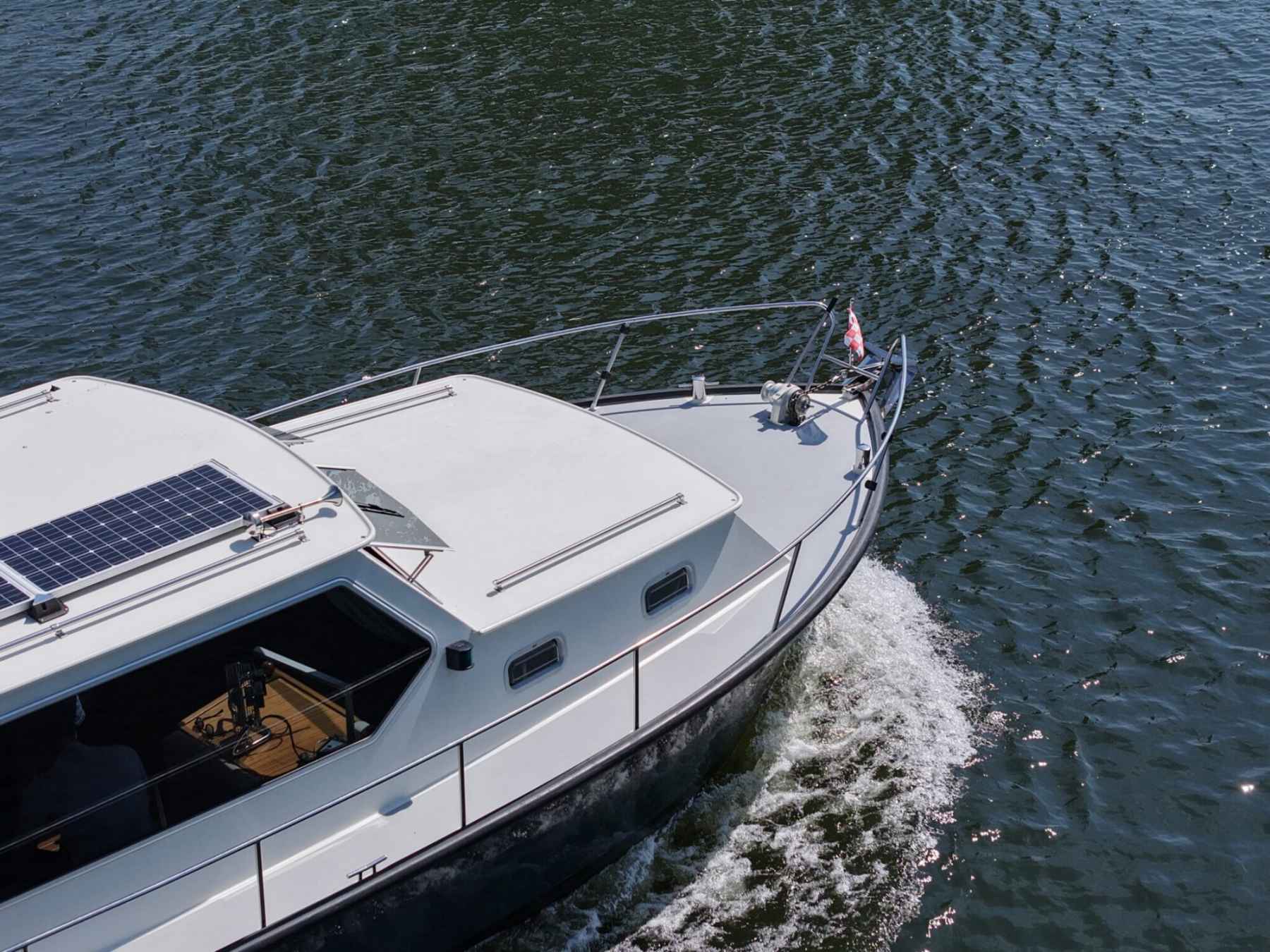 Motorboot Bege 1000 OK Spiegeldeur