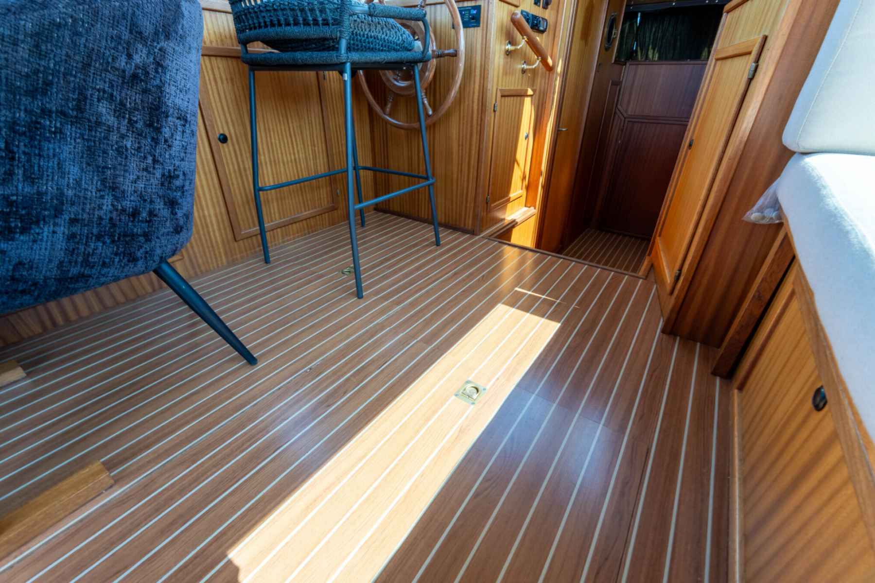 Motorboot Bege 1000 OK Spiegeldeur
