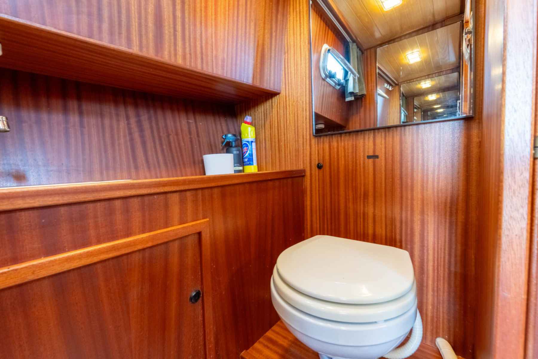 Motorboot Bege 1000 OK Spiegeldeur