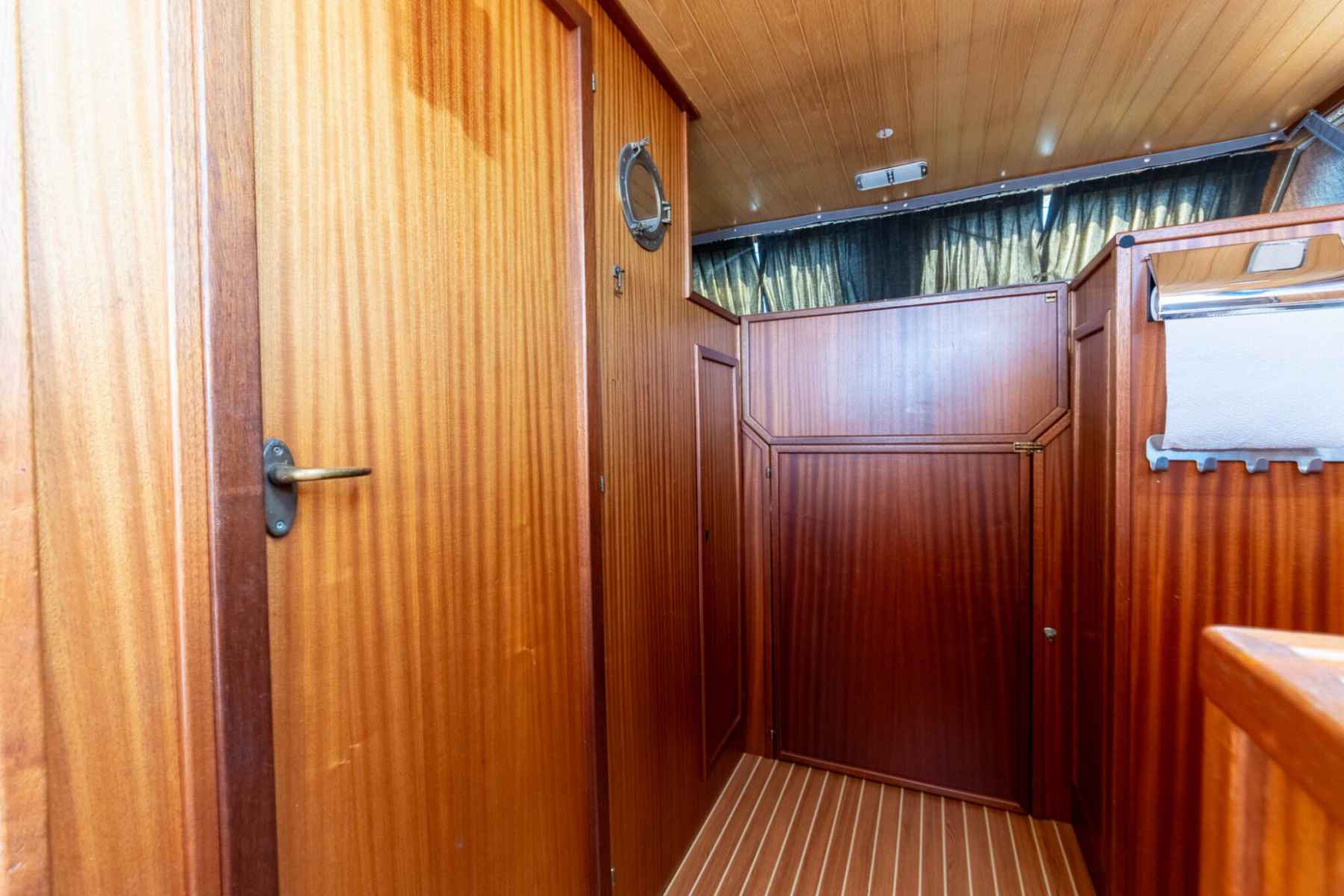 Motorboot Bege 1000 OK Spiegeldeur
