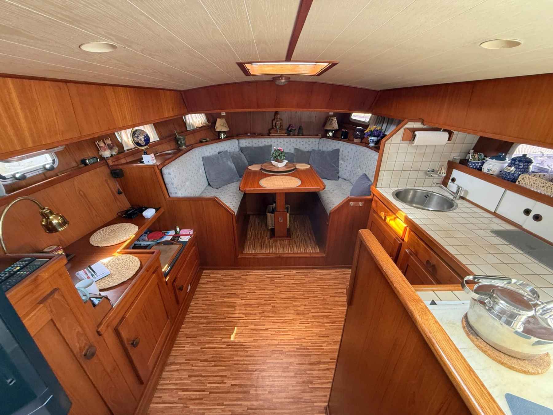 Motorboot Valkkruiser 10.50 AK Cabrio