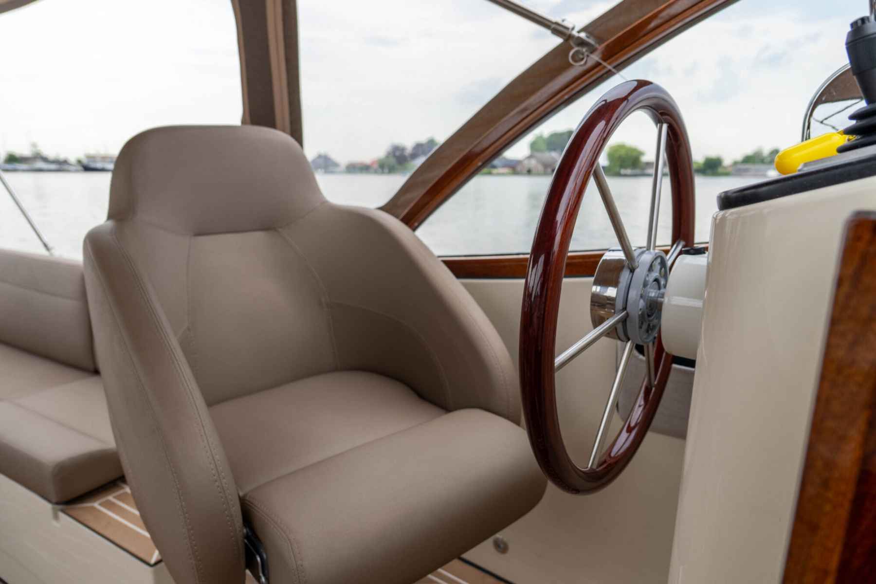 Motorboot PTS 26