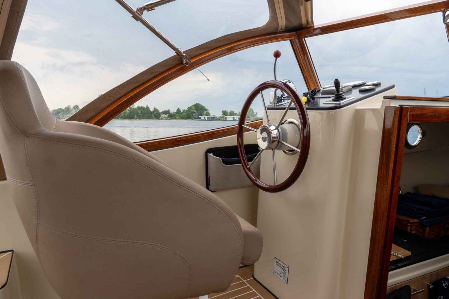 Motorboot PTS 26