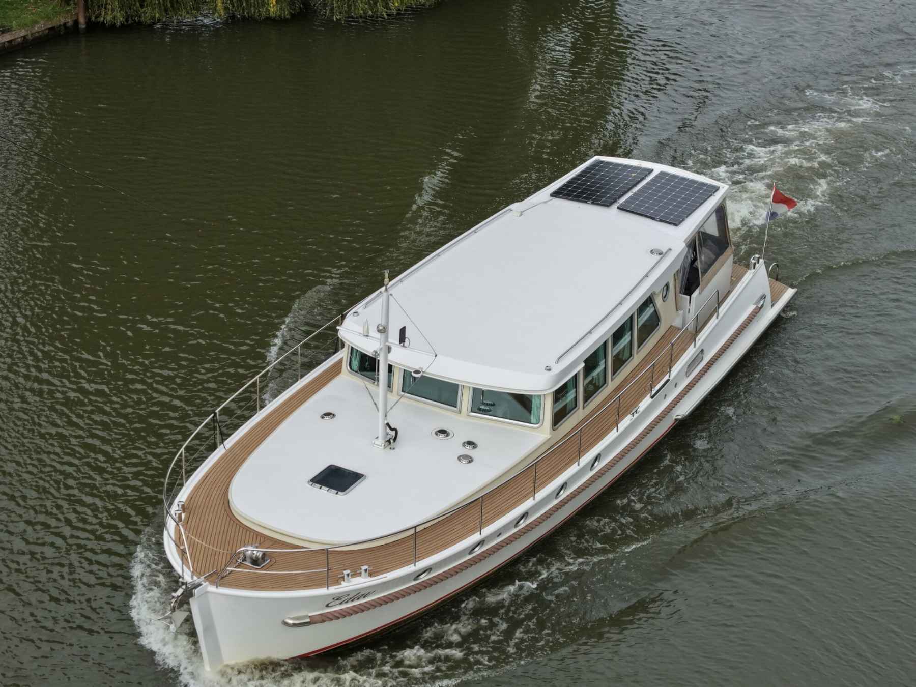 Motorboot Serious Yachts Gently Low Bridge 45 Sedan