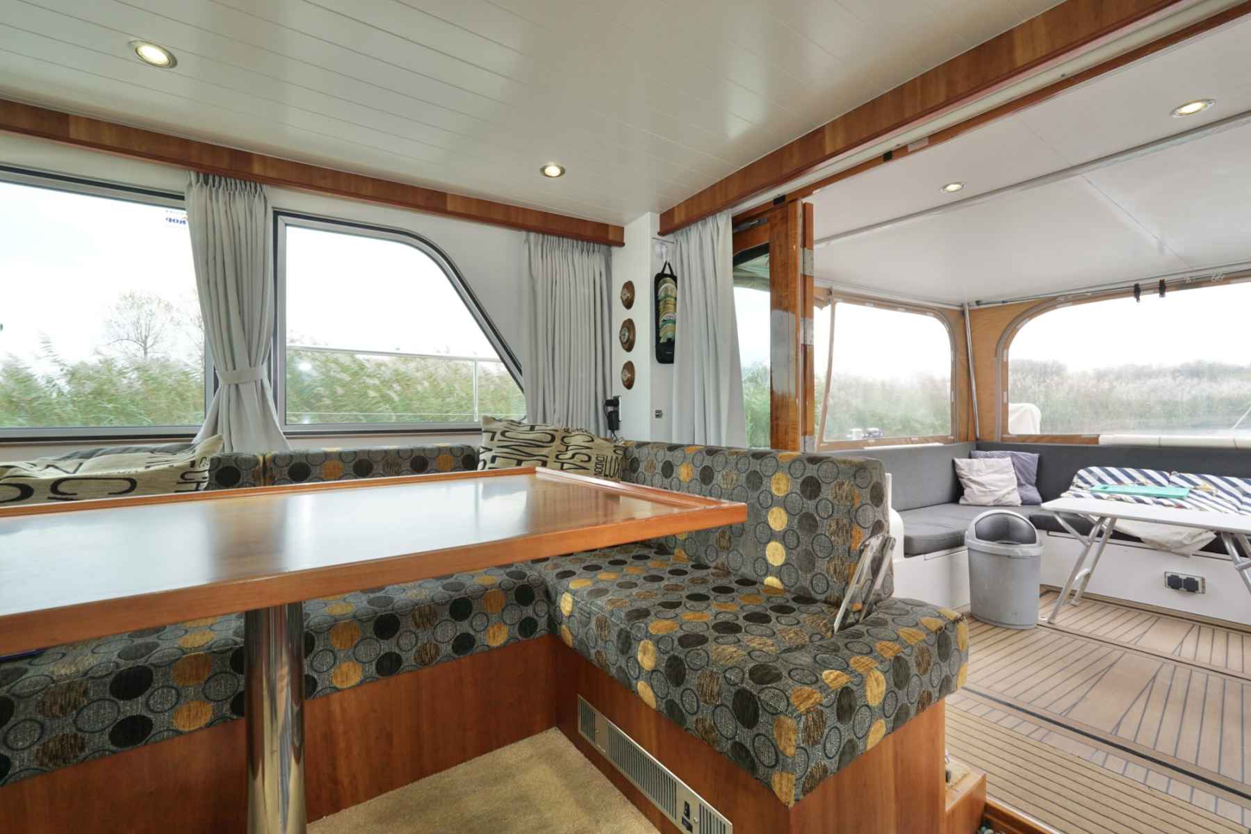 Motorboot Serious Yachts Gently Low Bridge 45 Sedan