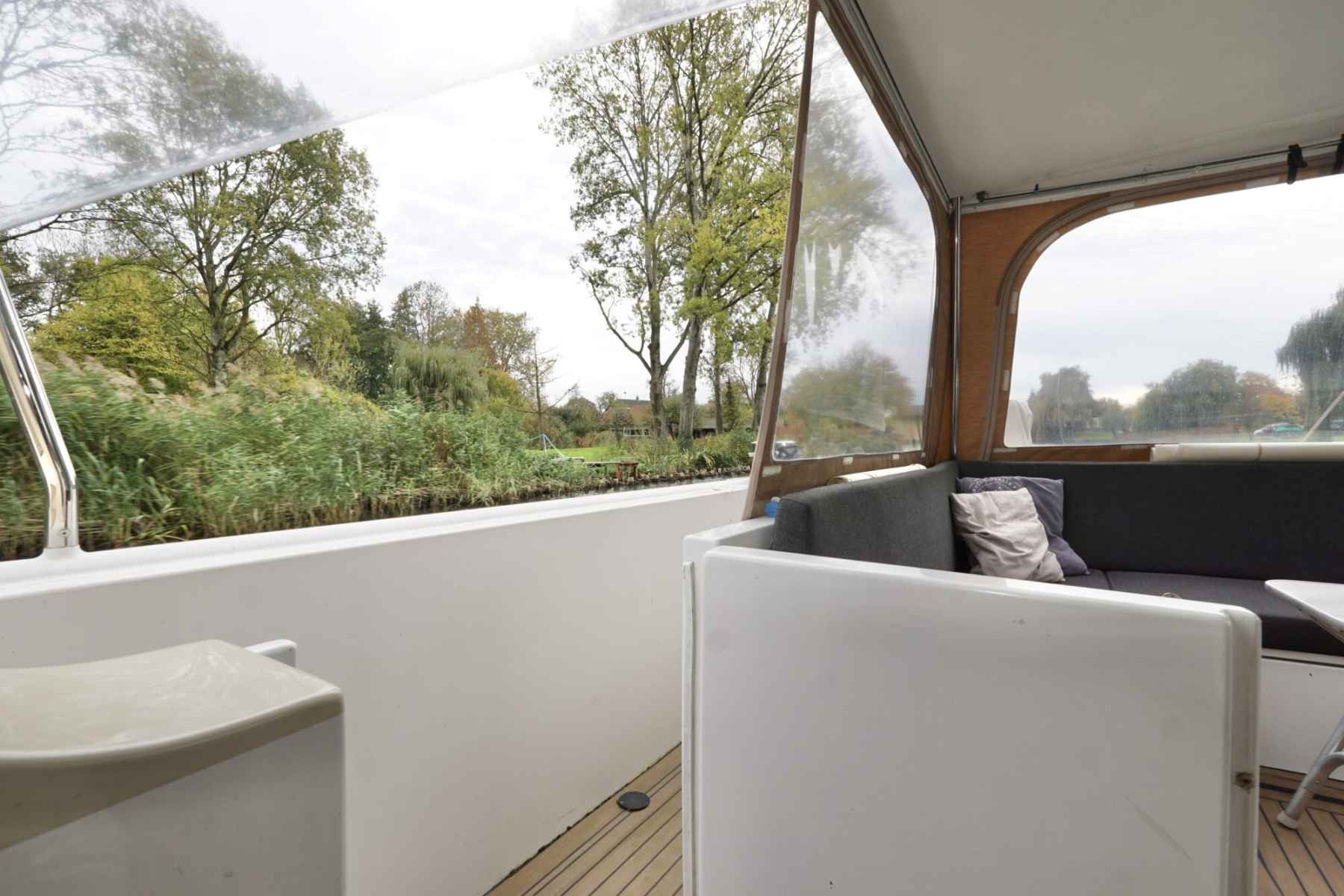 Motorboot Serious Yachts Gently Low Bridge 45 Sedan