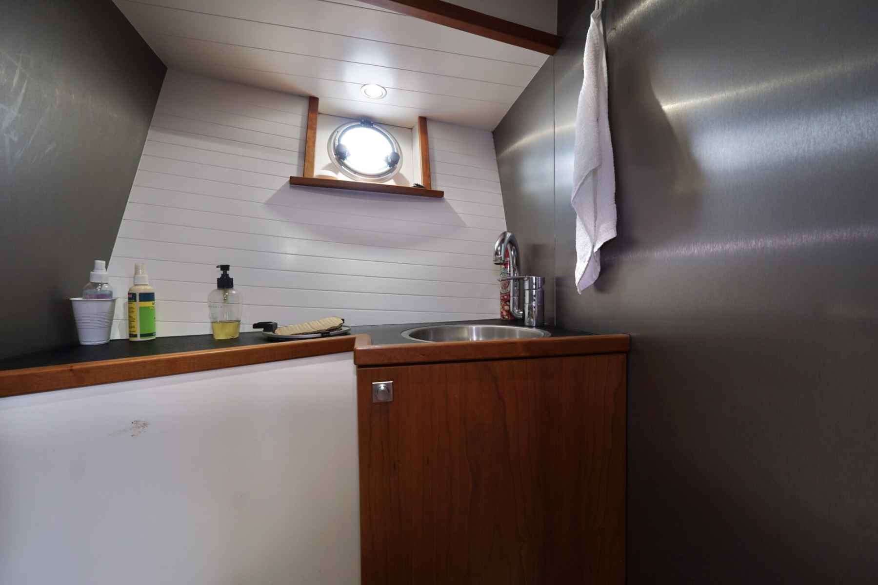 Motorboot Serious Yachts Gently Low Bridge 45 Sedan
