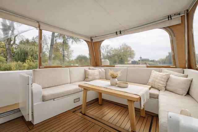Motorboot Serious Yachts Gently Low Bridge 45 Sedan