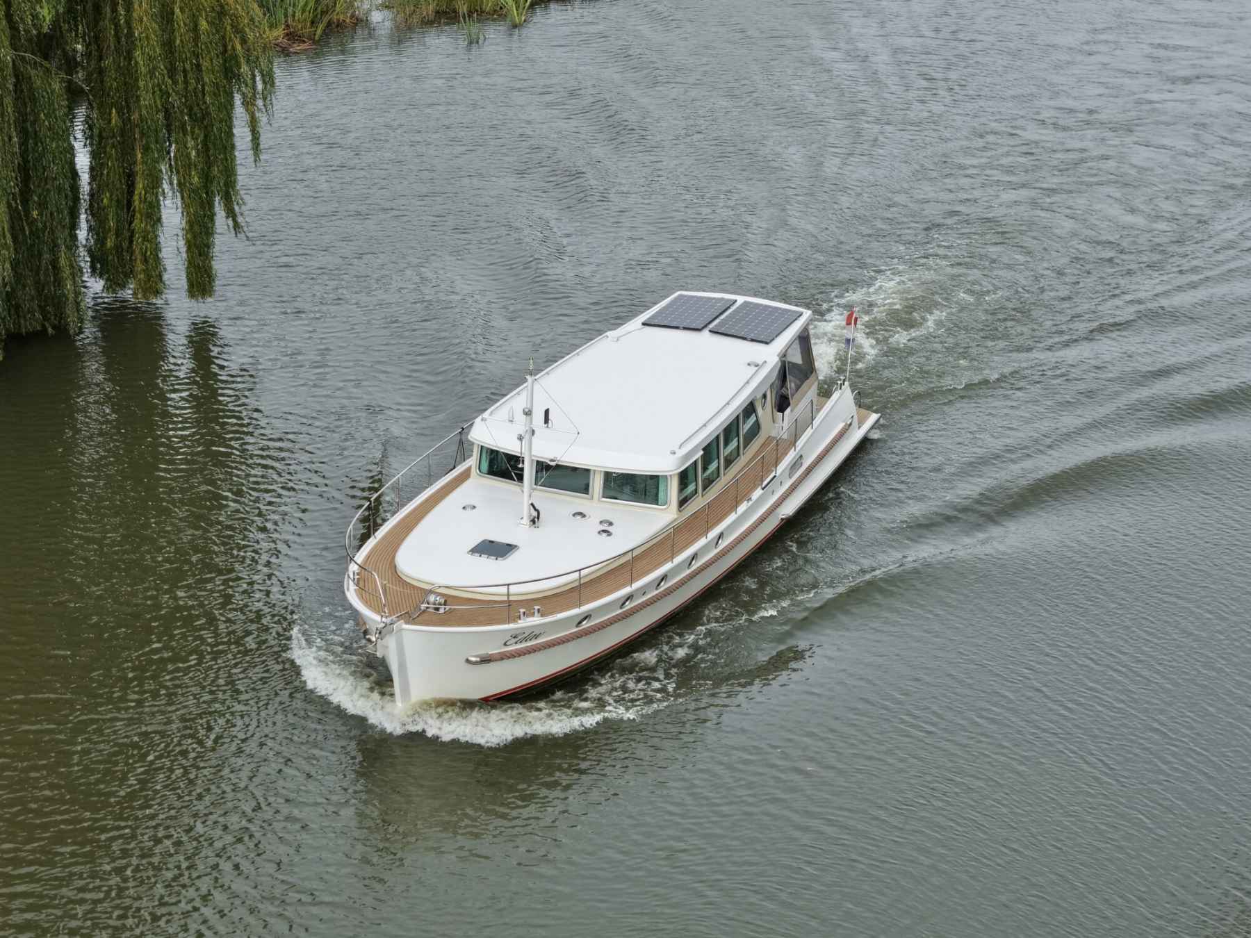 Motorboot Serious Yachts Gently Low Bridge 45 Sedan