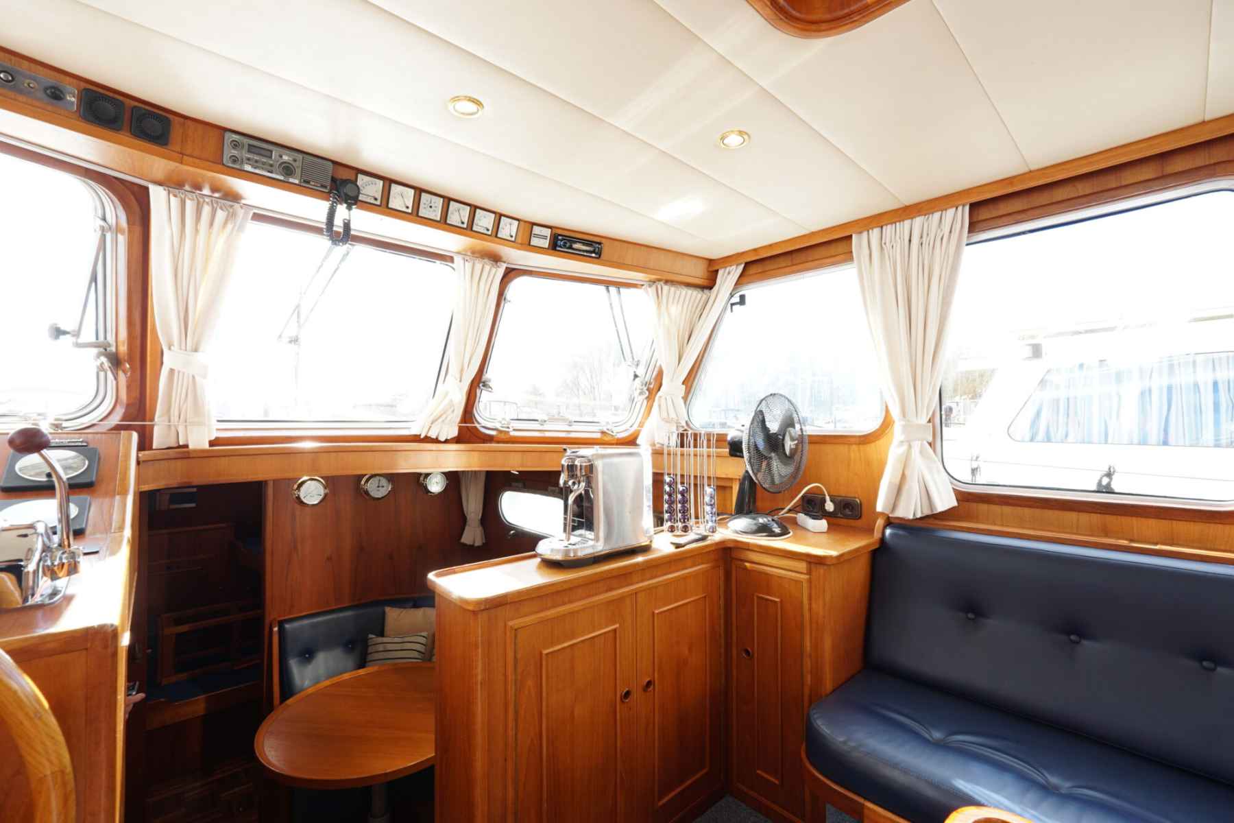 Motorboot Damen Pushy Cat 15.00 AK Cabrio