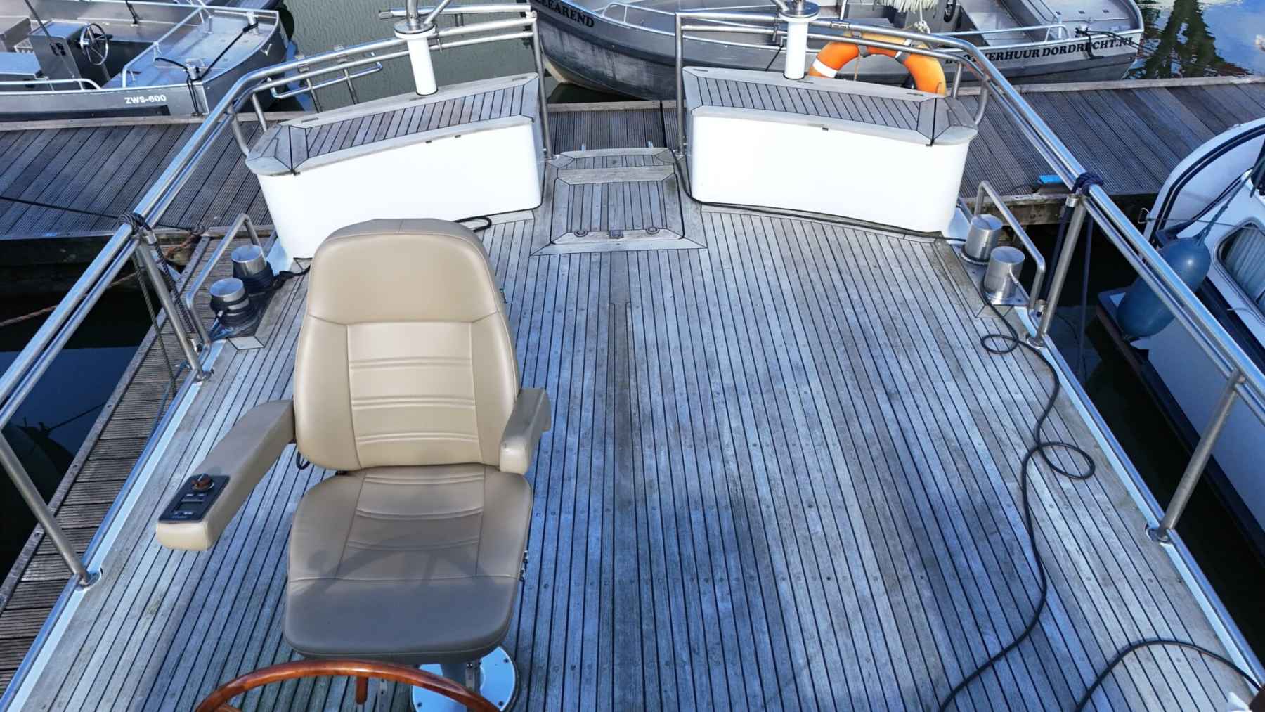 Motorboot Damen Pushy Cat 15.00 AK Cabrio