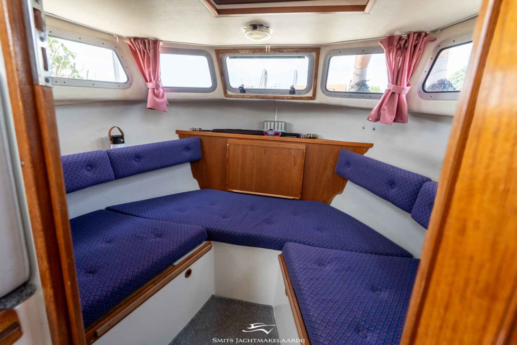 Motorboot Saga 27