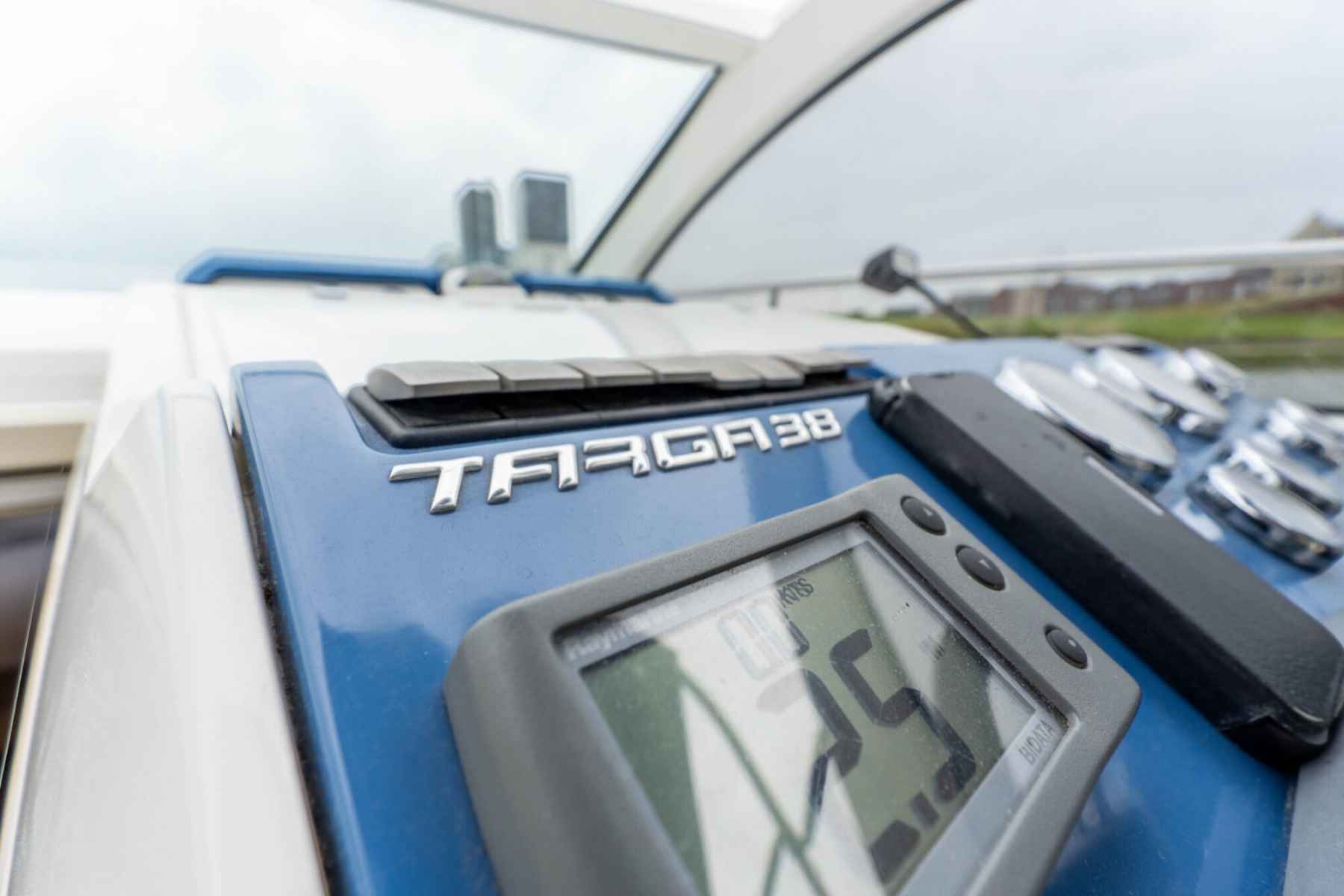 Motorboot Fairline Targa 38