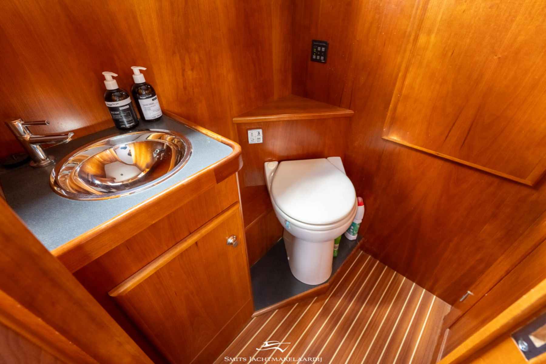 Motorboot Amirante Kruiser 12.50 AK Cabrio