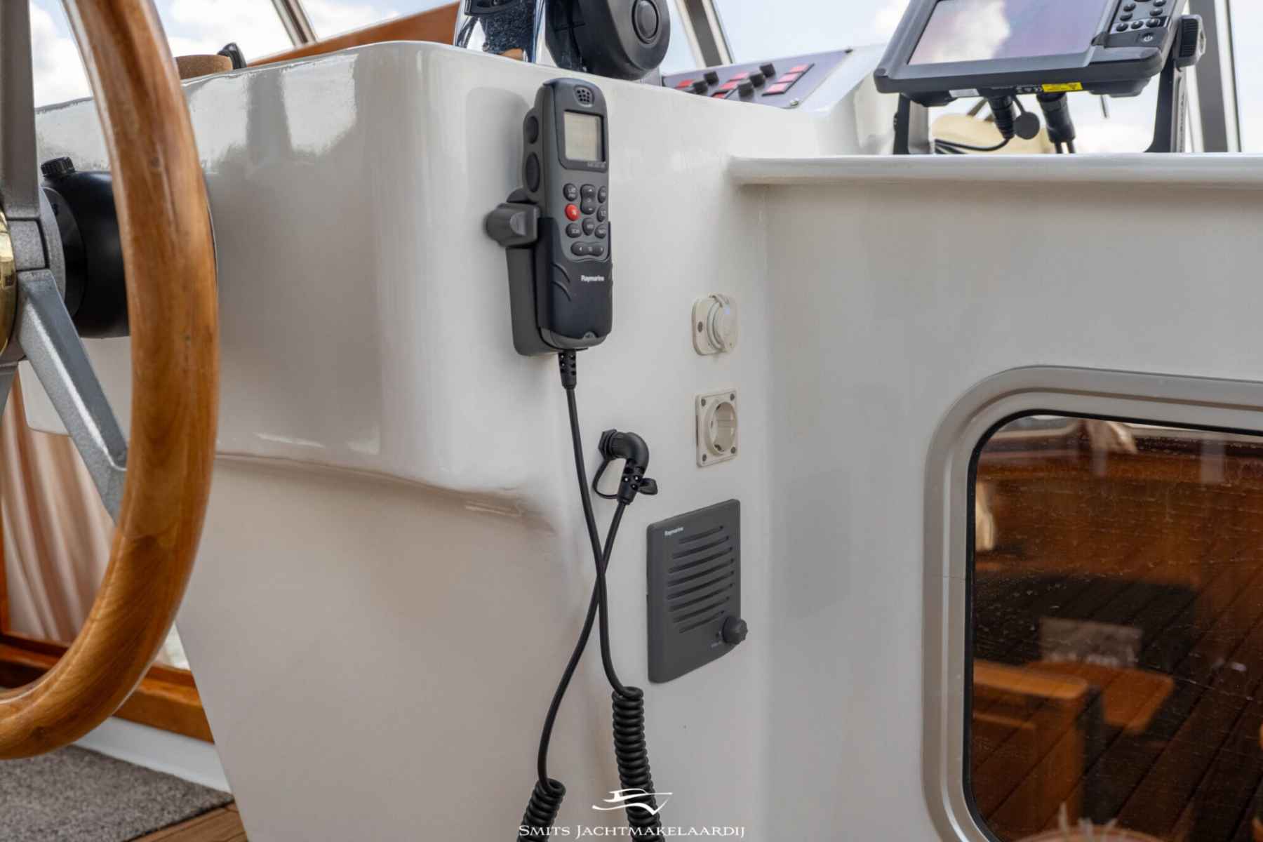 Motorboot Amirante Kruiser 12.50 AK Cabrio