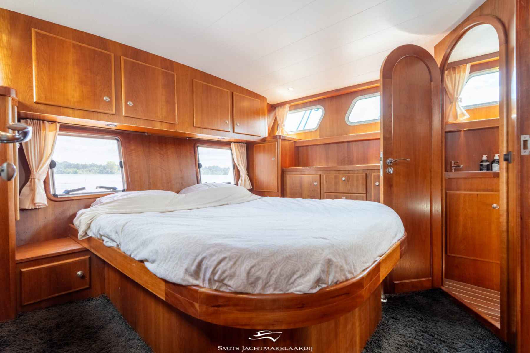 Motorboot Amirante Kruiser 12.50 AK Cabrio