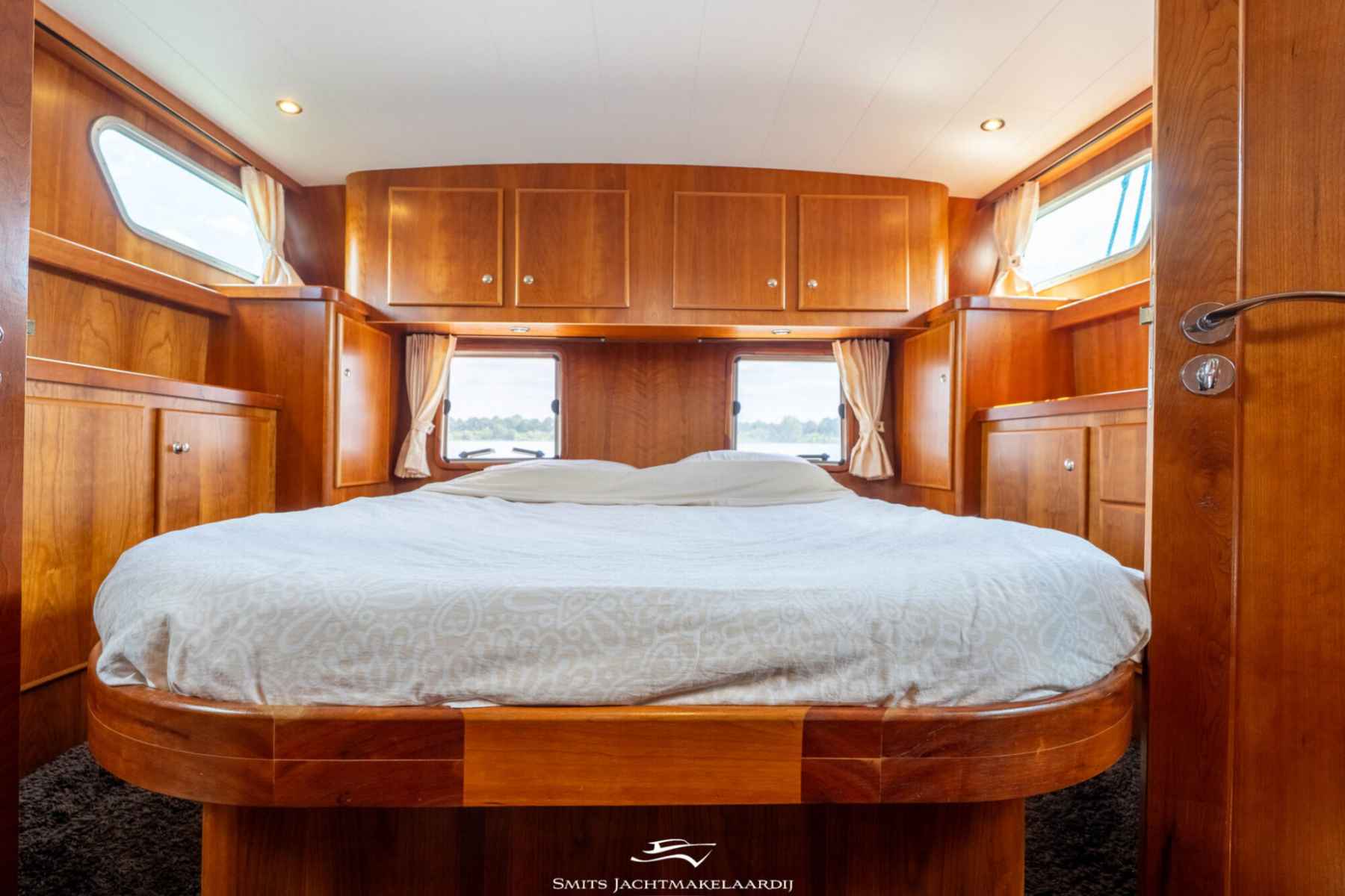 Motorboot Amirante Kruiser 12.50 AK Cabrio