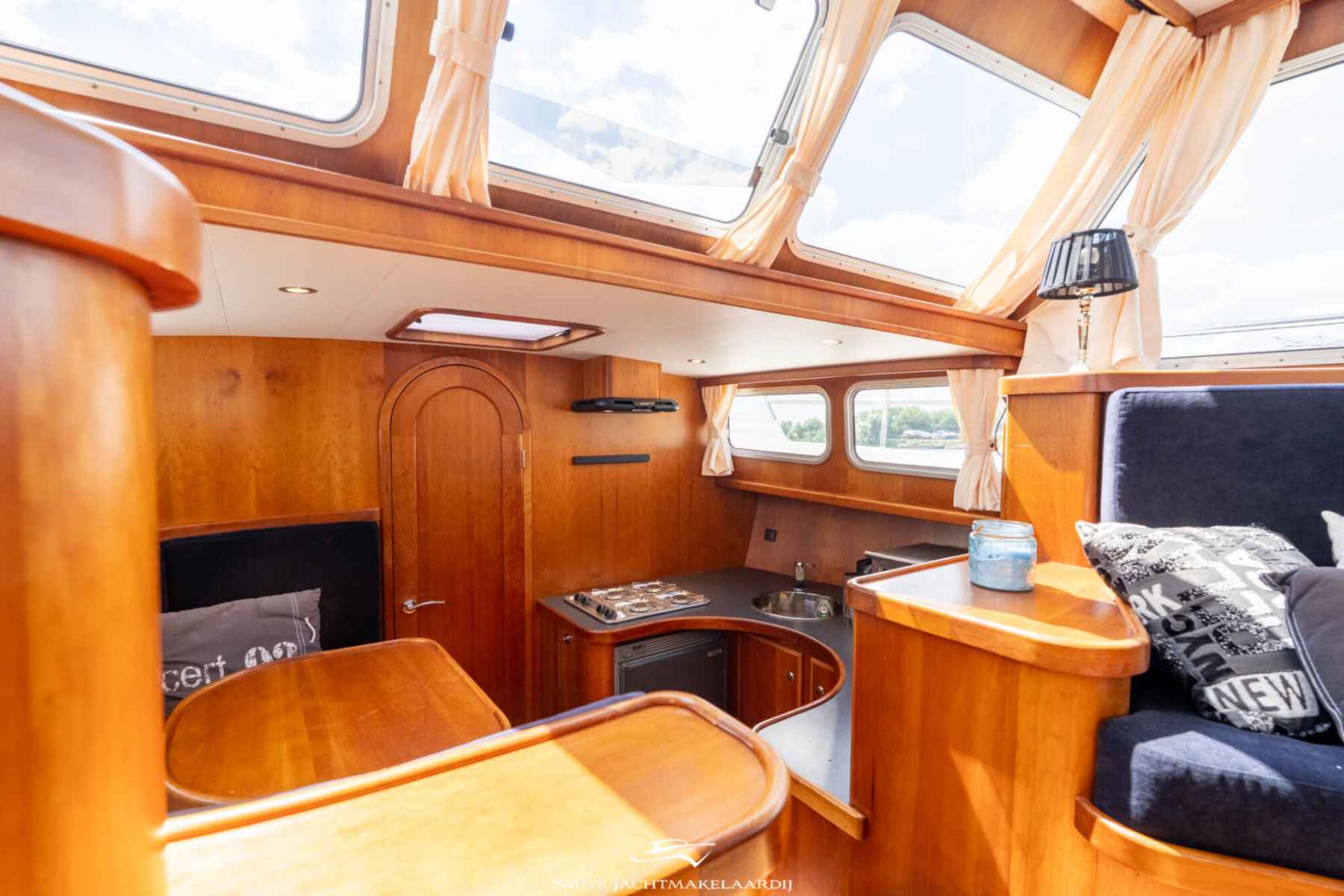 Motorboot Amirante Kruiser 12.50 AK Cabrio