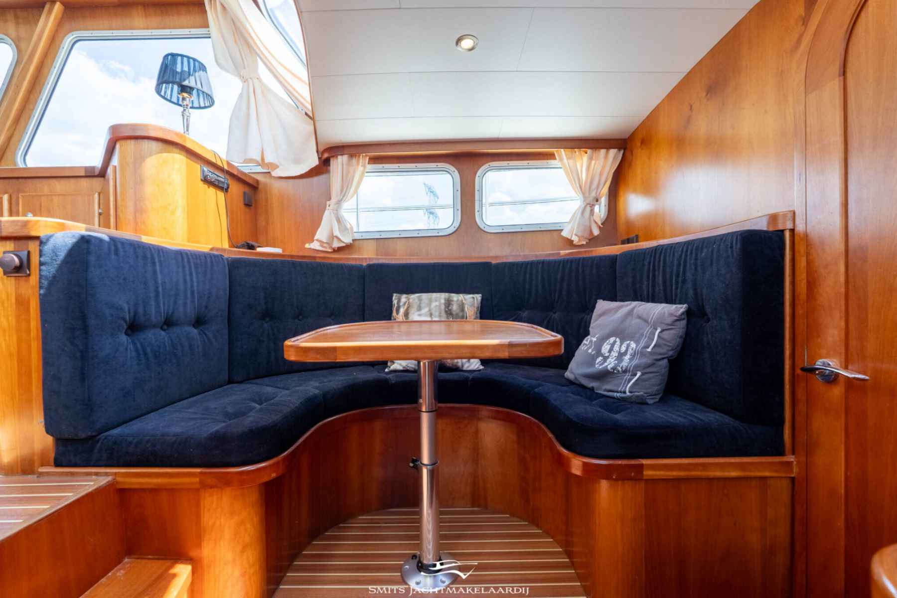 Motorboot Amirante Kruiser 12.50 AK Cabrio