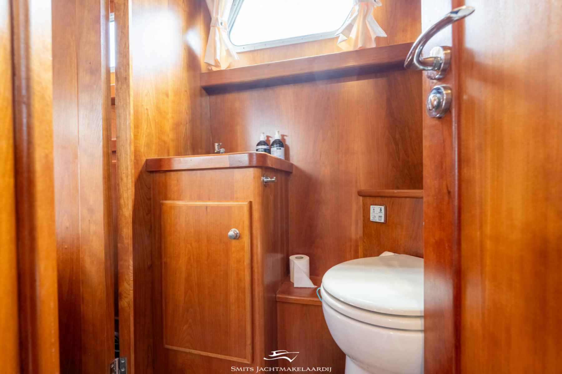 Motorboot Amirante Kruiser 12.50 AK Cabrio