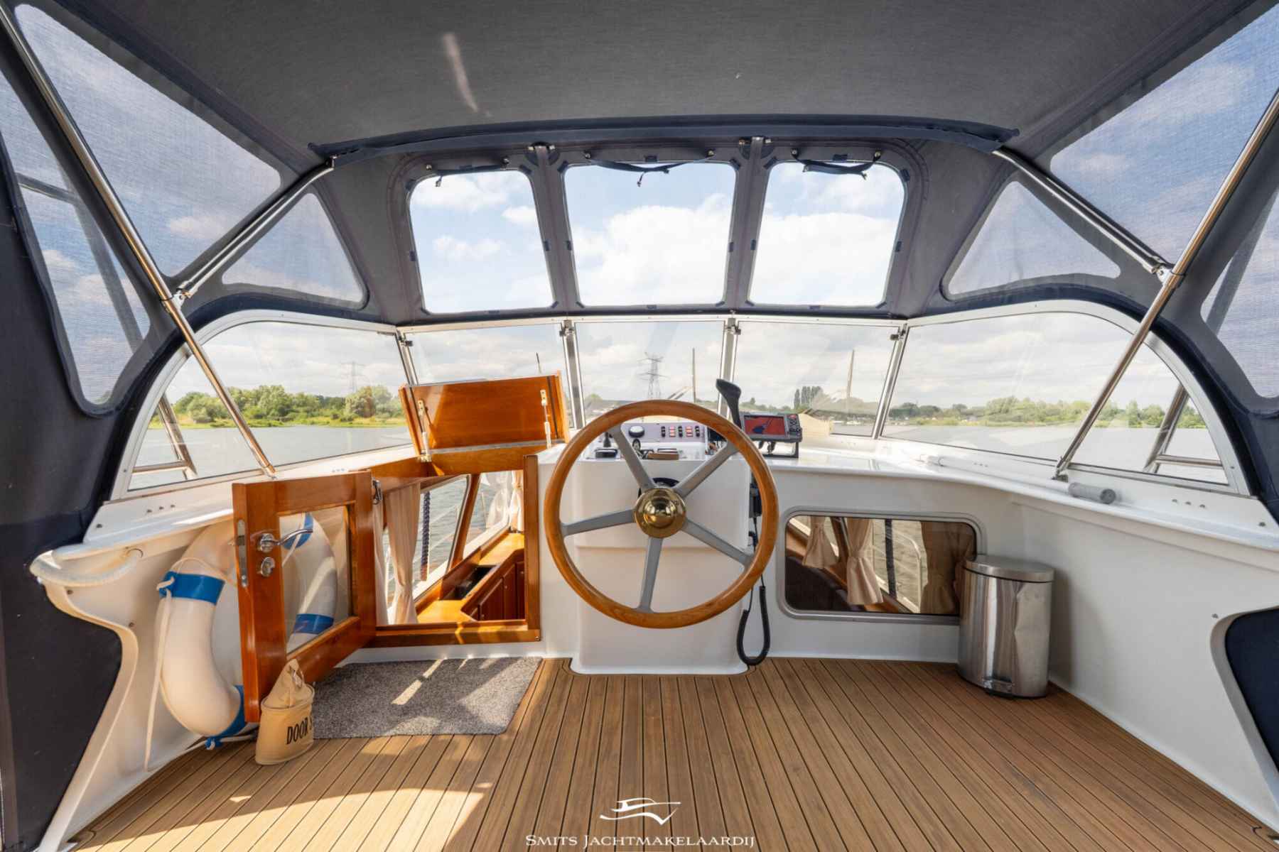 Motorboot Amirante Kruiser 12.50 AK Cabrio
