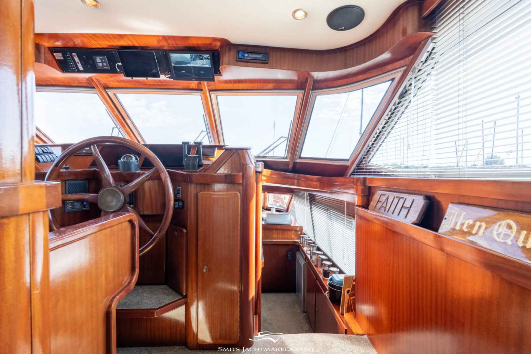 Motorboot Van der Valk Valk Vitesse 54 Stabilizers