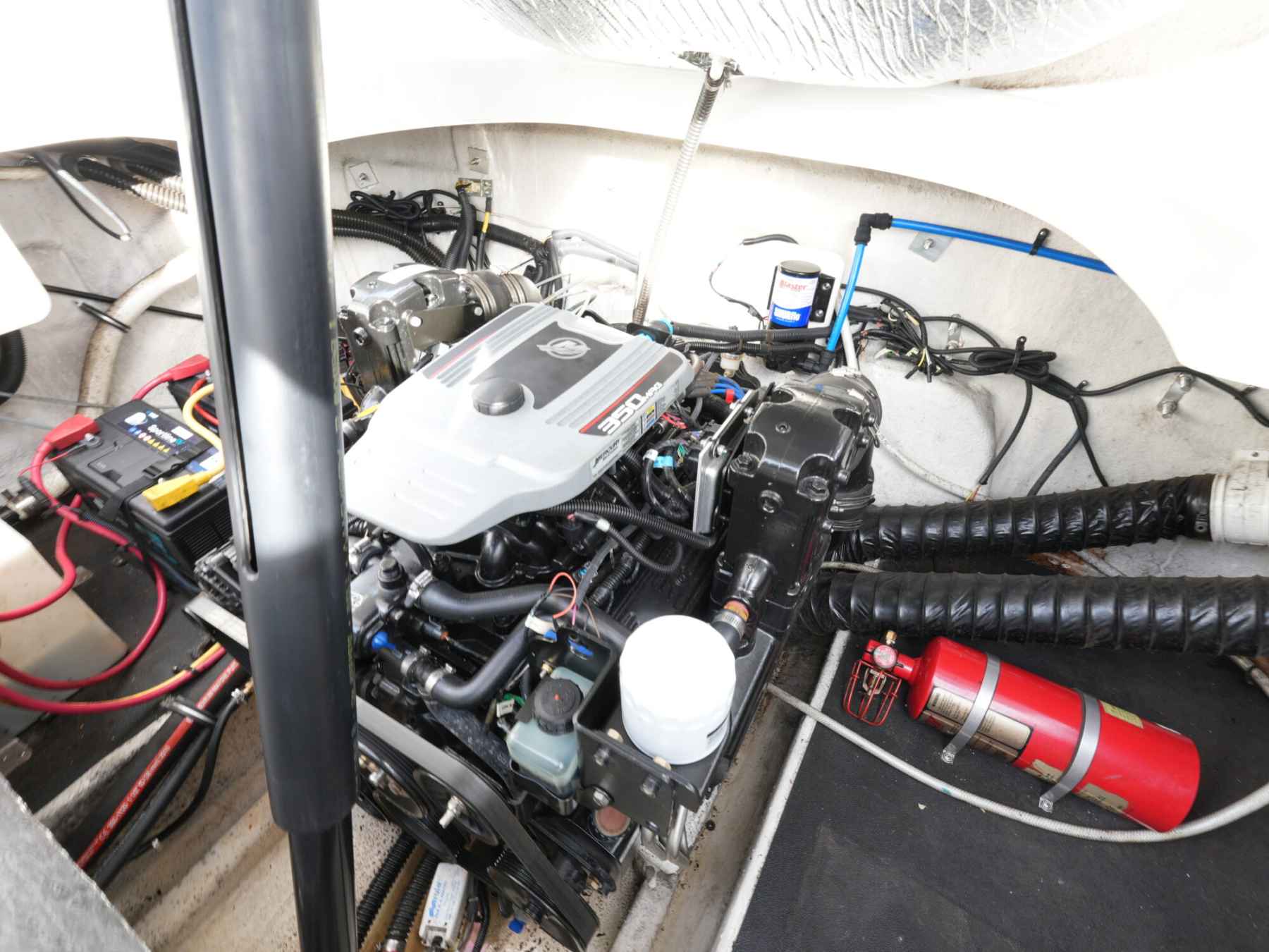 Motorboot Crownline 265 SS
