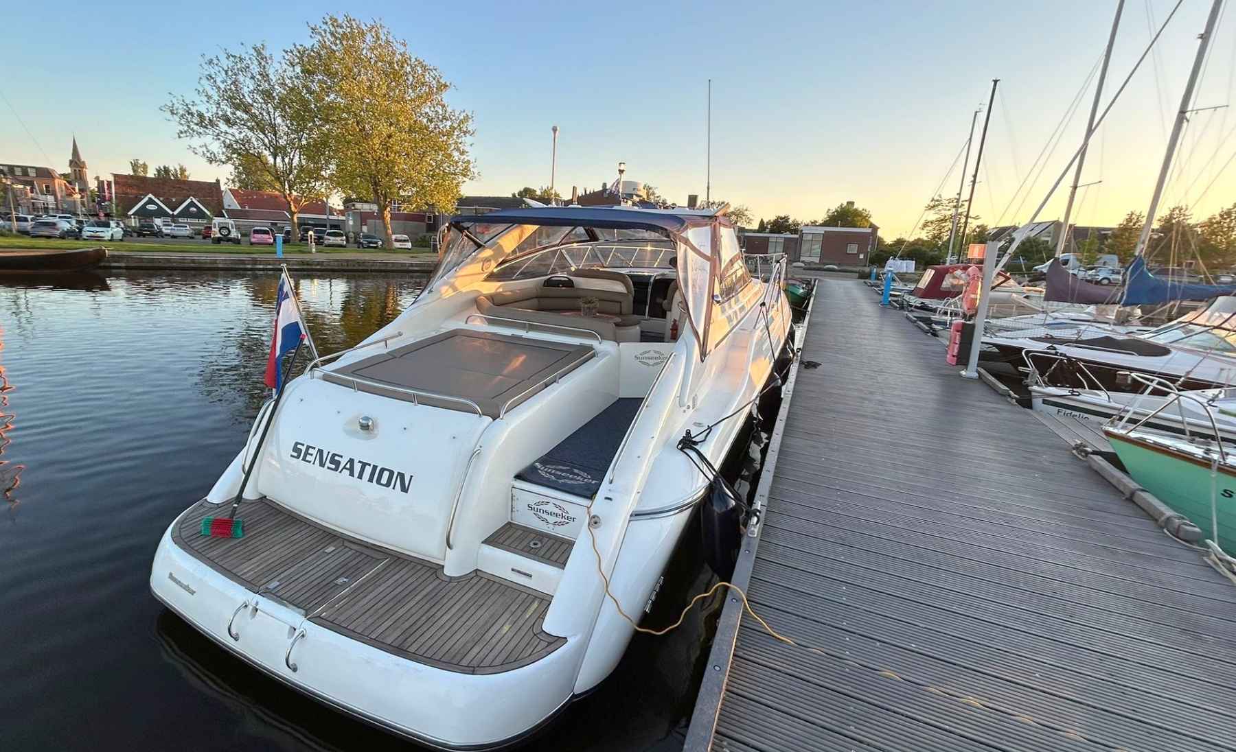 Motorboot Sunseeker Camarque 47 Cabrio