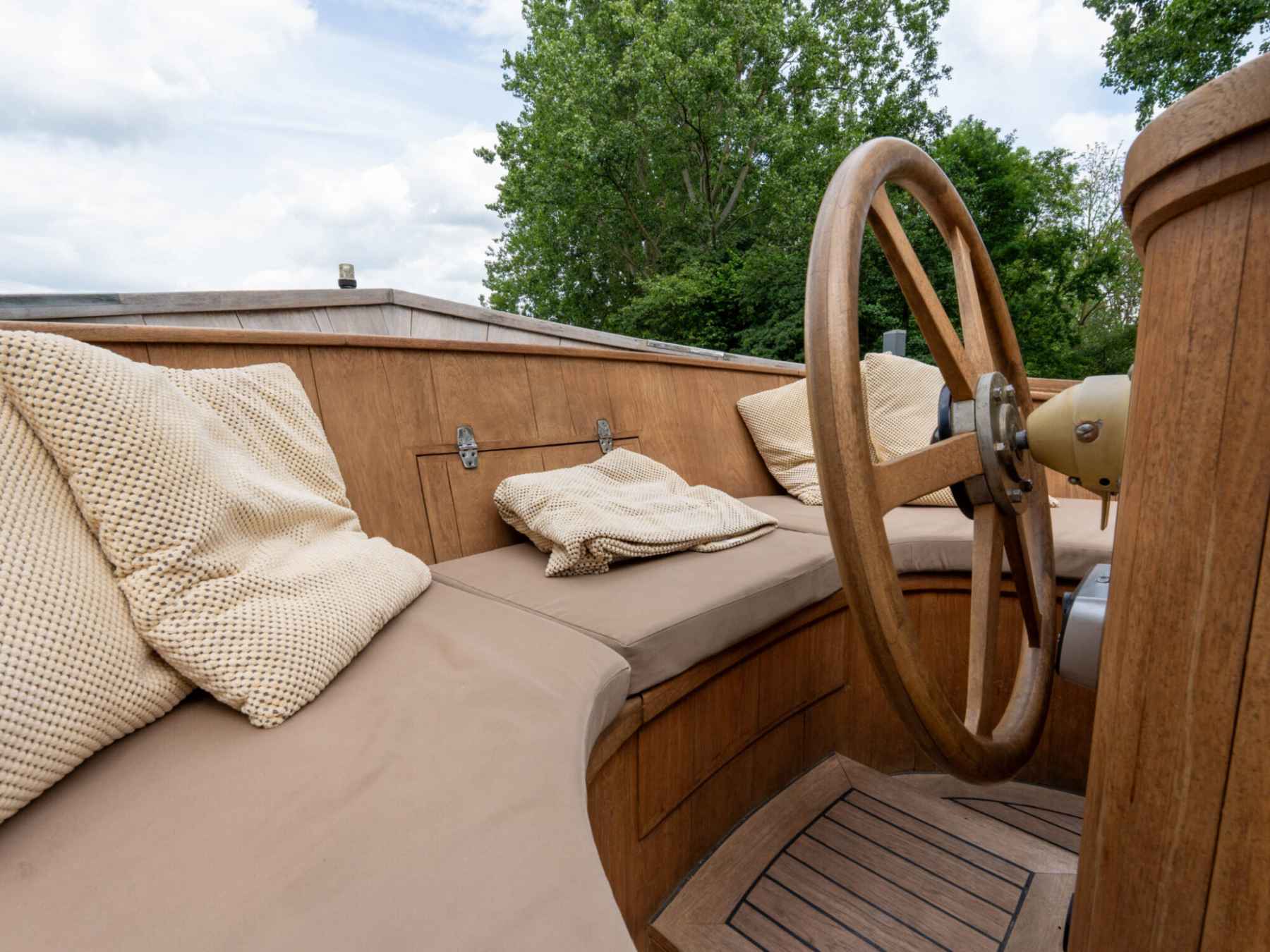 Motorboot Boodi 28