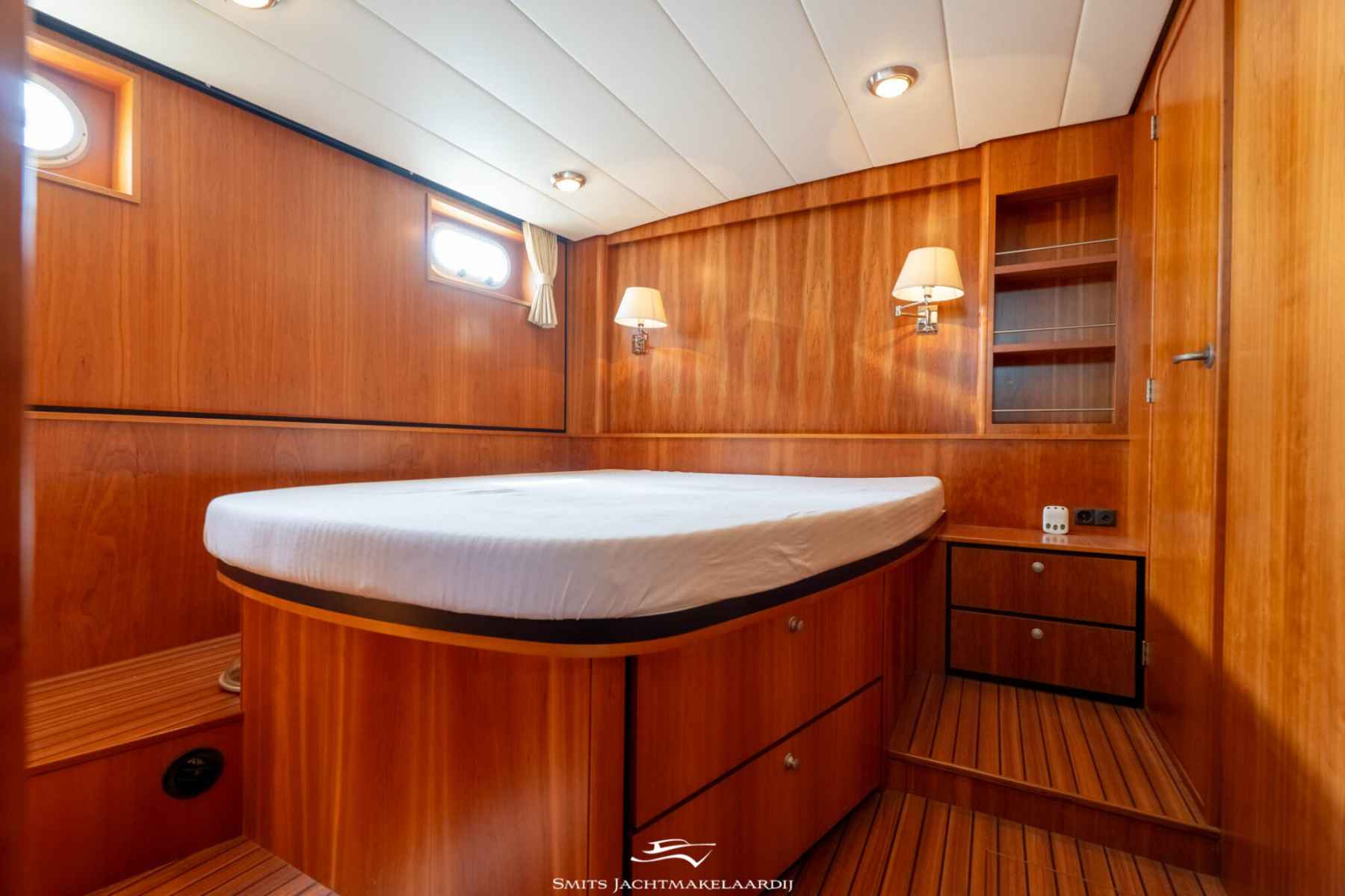 Motorboot Linssen Grand Sturdy 43.9 AC