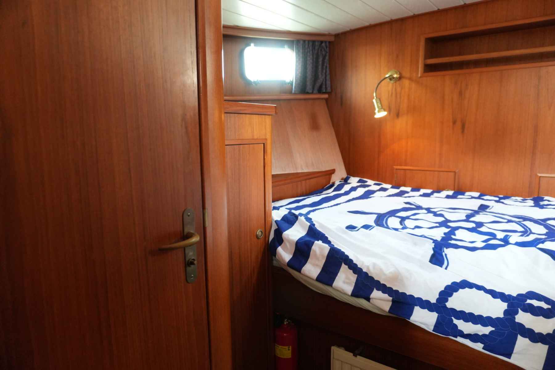 Motorboot Monty Bank Kotter 41 AK Cabrio