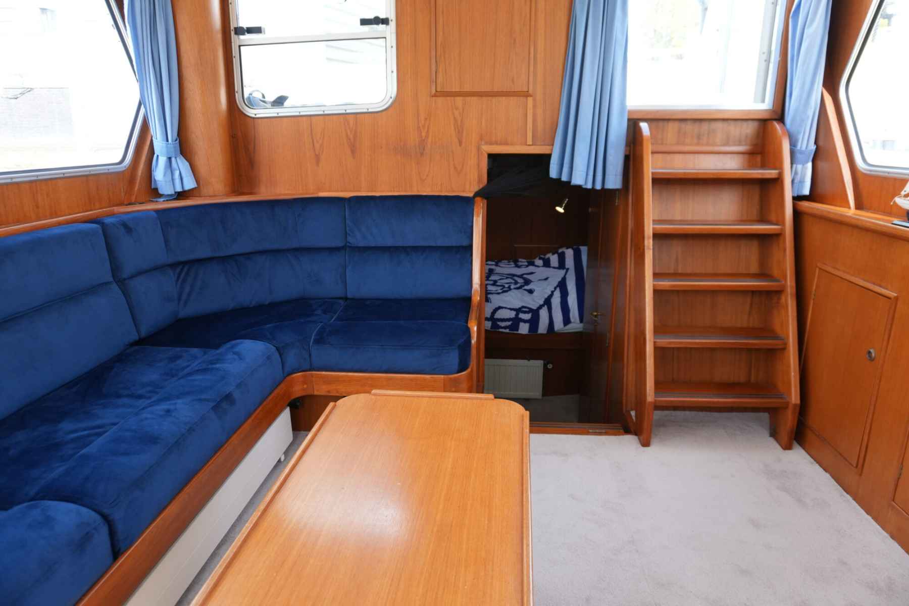 Motorboot Monty Bank Kotter 41 AK Cabrio