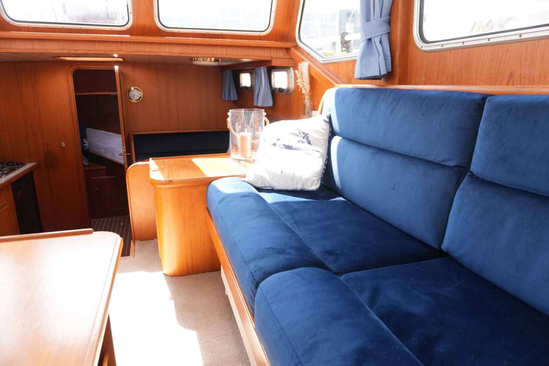 Motorboot Monty Bank Kotter 41 AK Cabrio