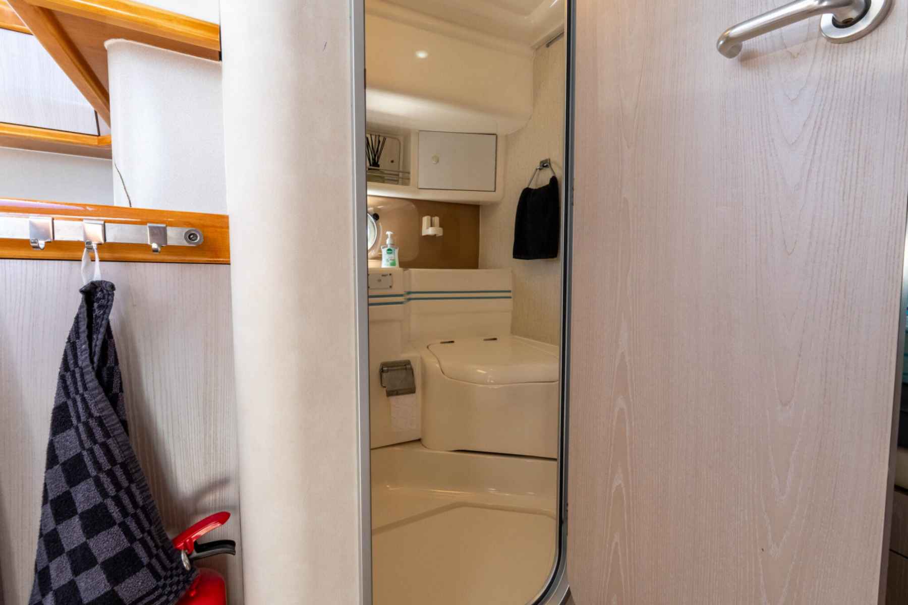 Motorboot Sealine Statesmen 450