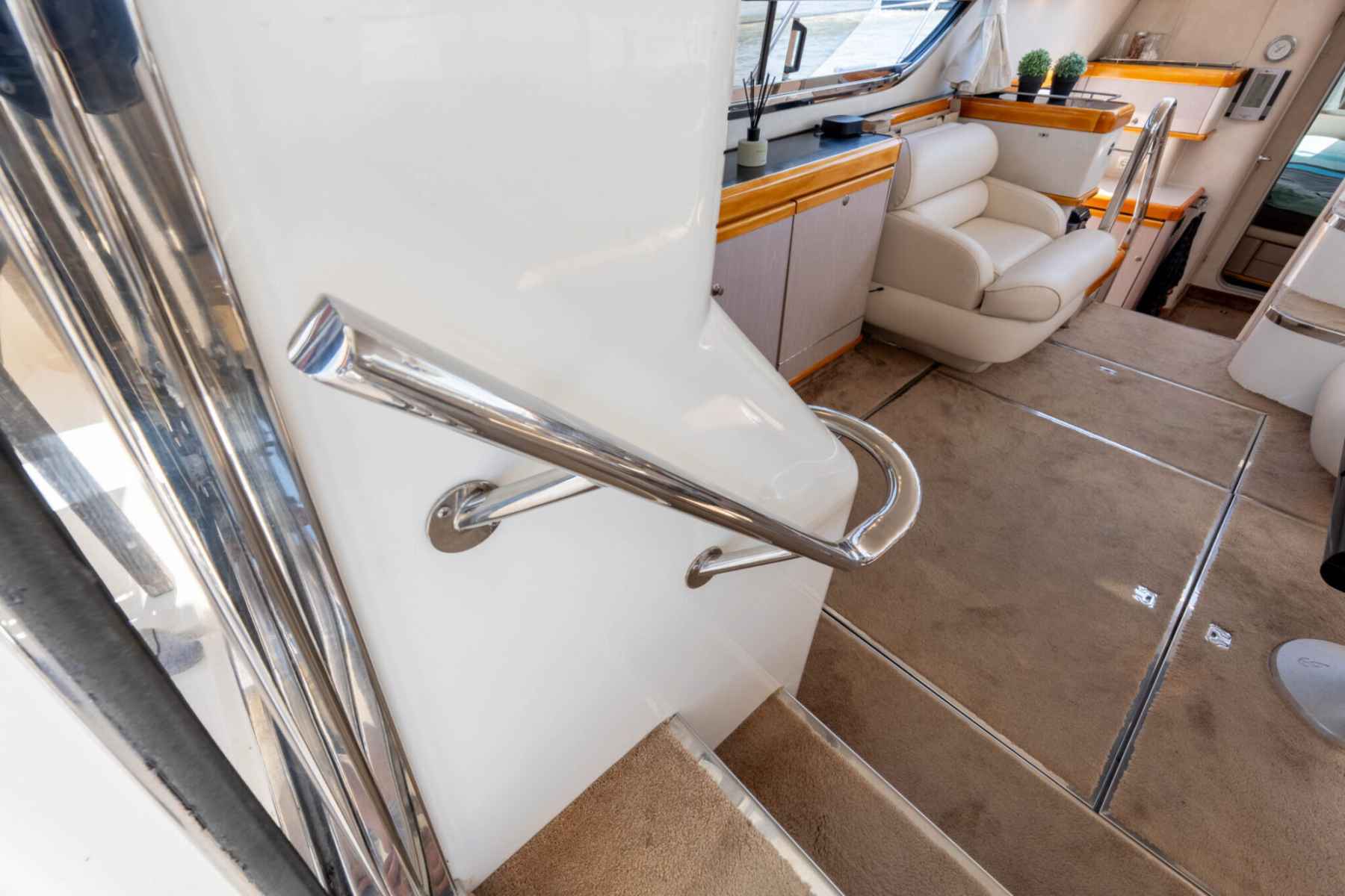 Motorboot Sealine Statesmen 450