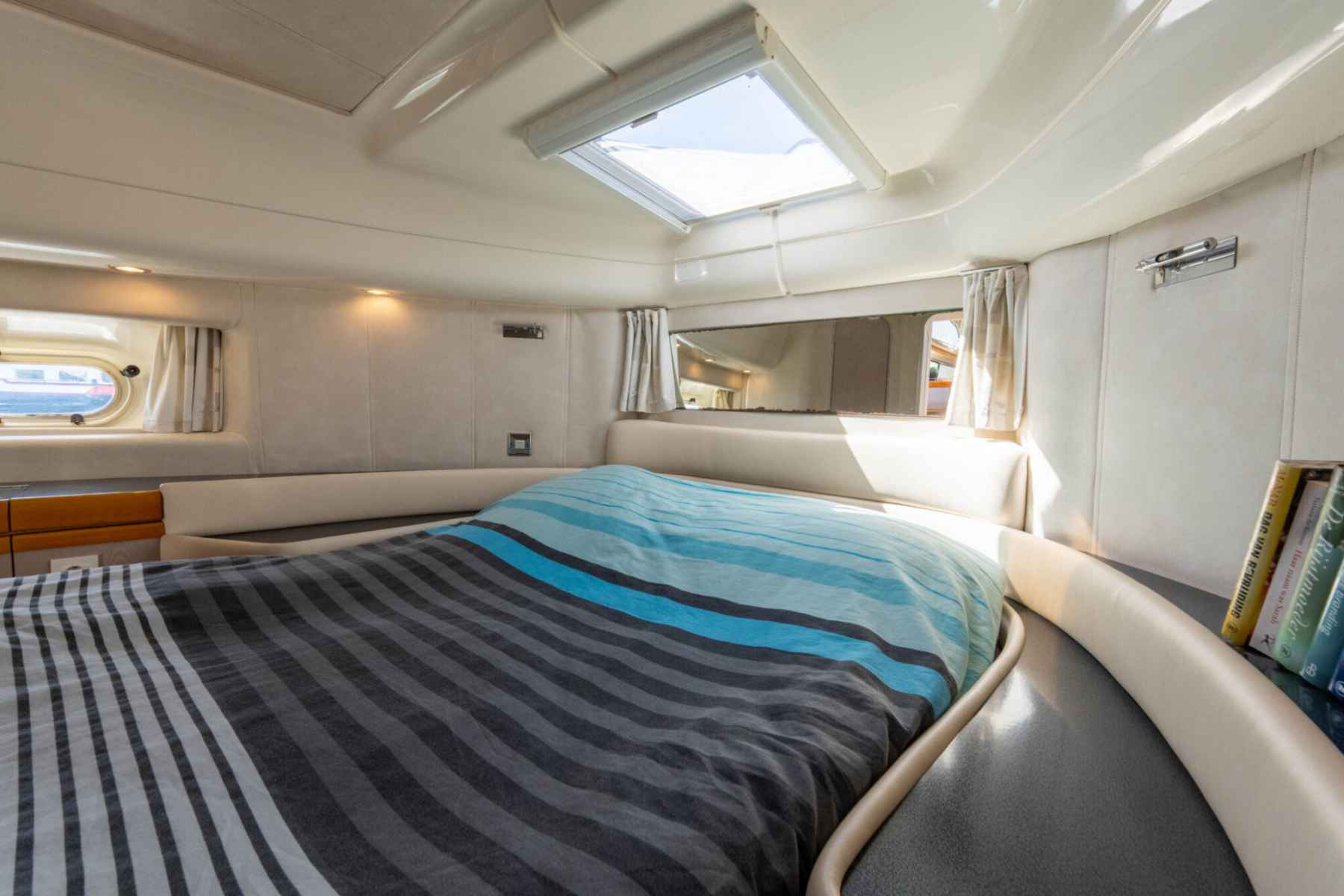 Motorboot Sealine Statesmen 450