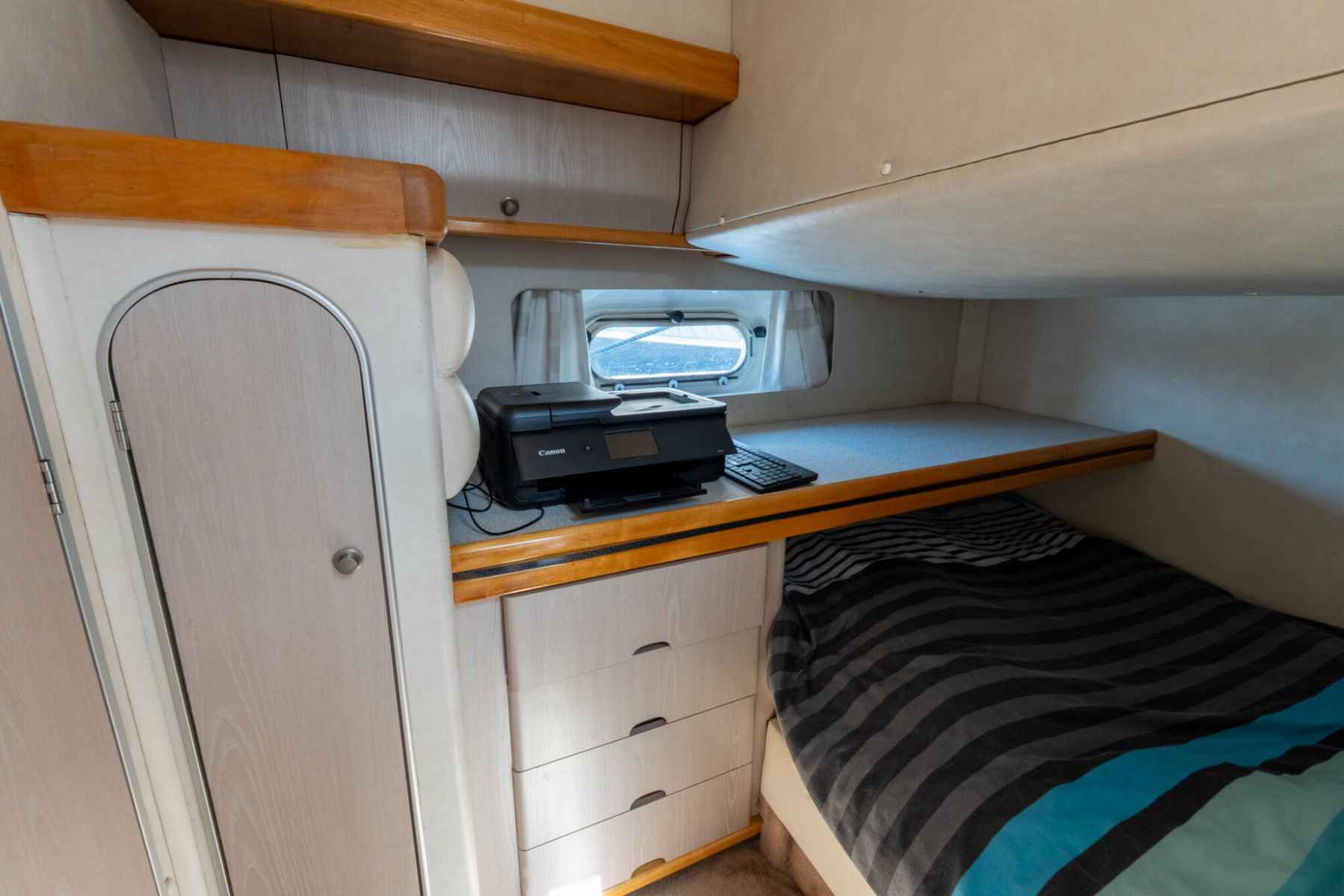 Motorboot Sealine Statesmen 450