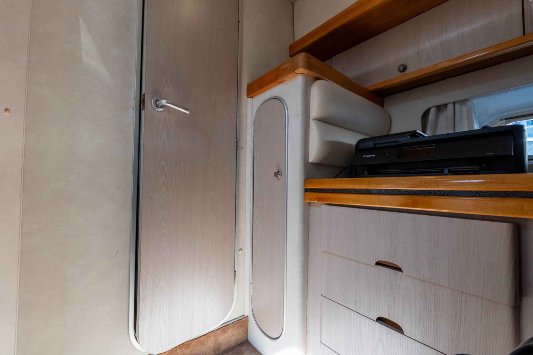 Motorboot Sealine Statesmen 450