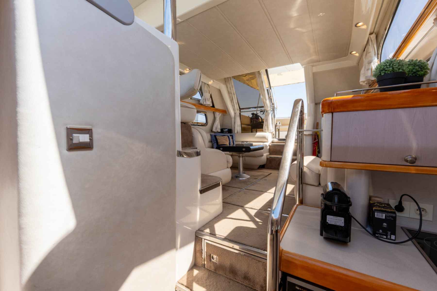 Motorboot Sealine Statesmen 450