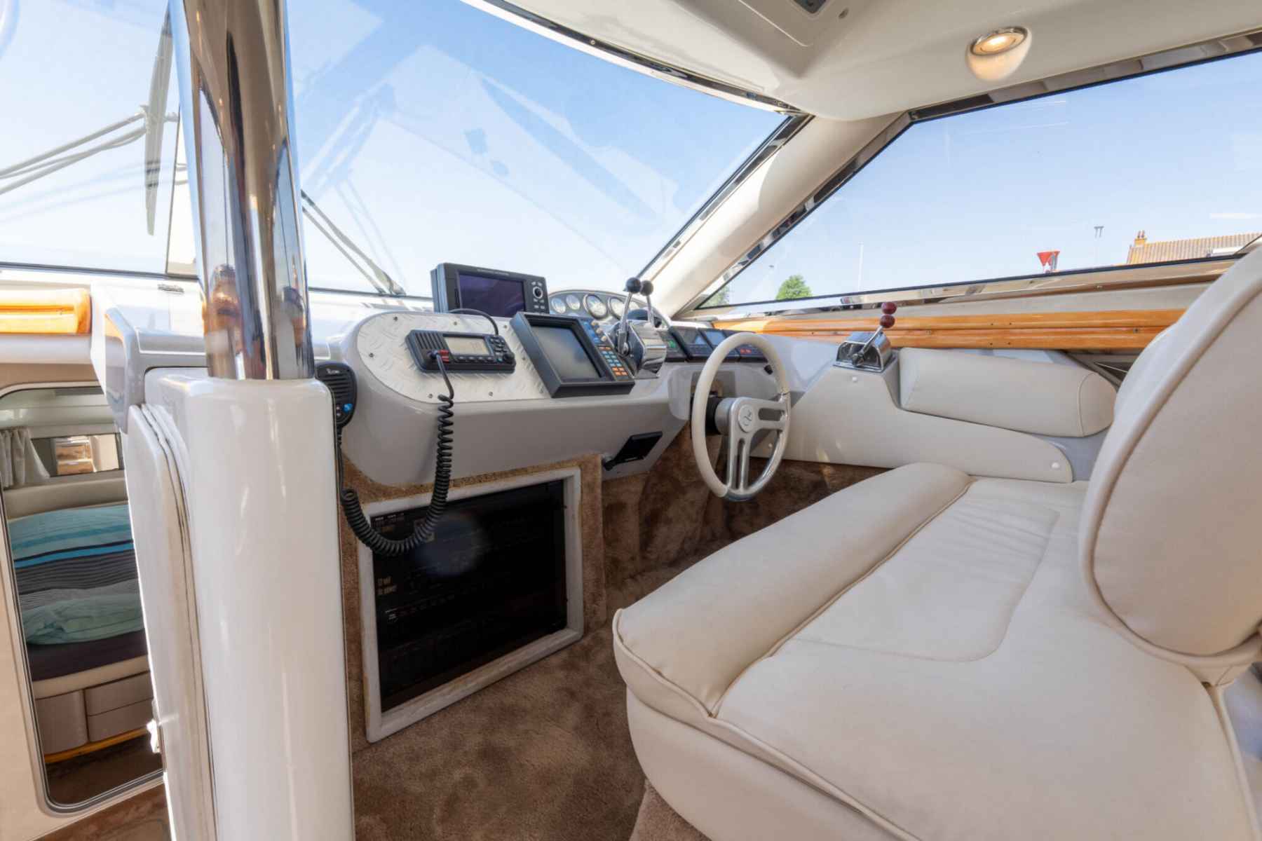 Motorboot Sealine Statesmen 450