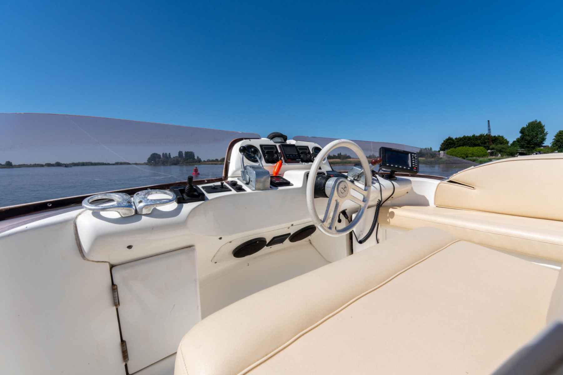 Motorboot Sealine Statesmen 450