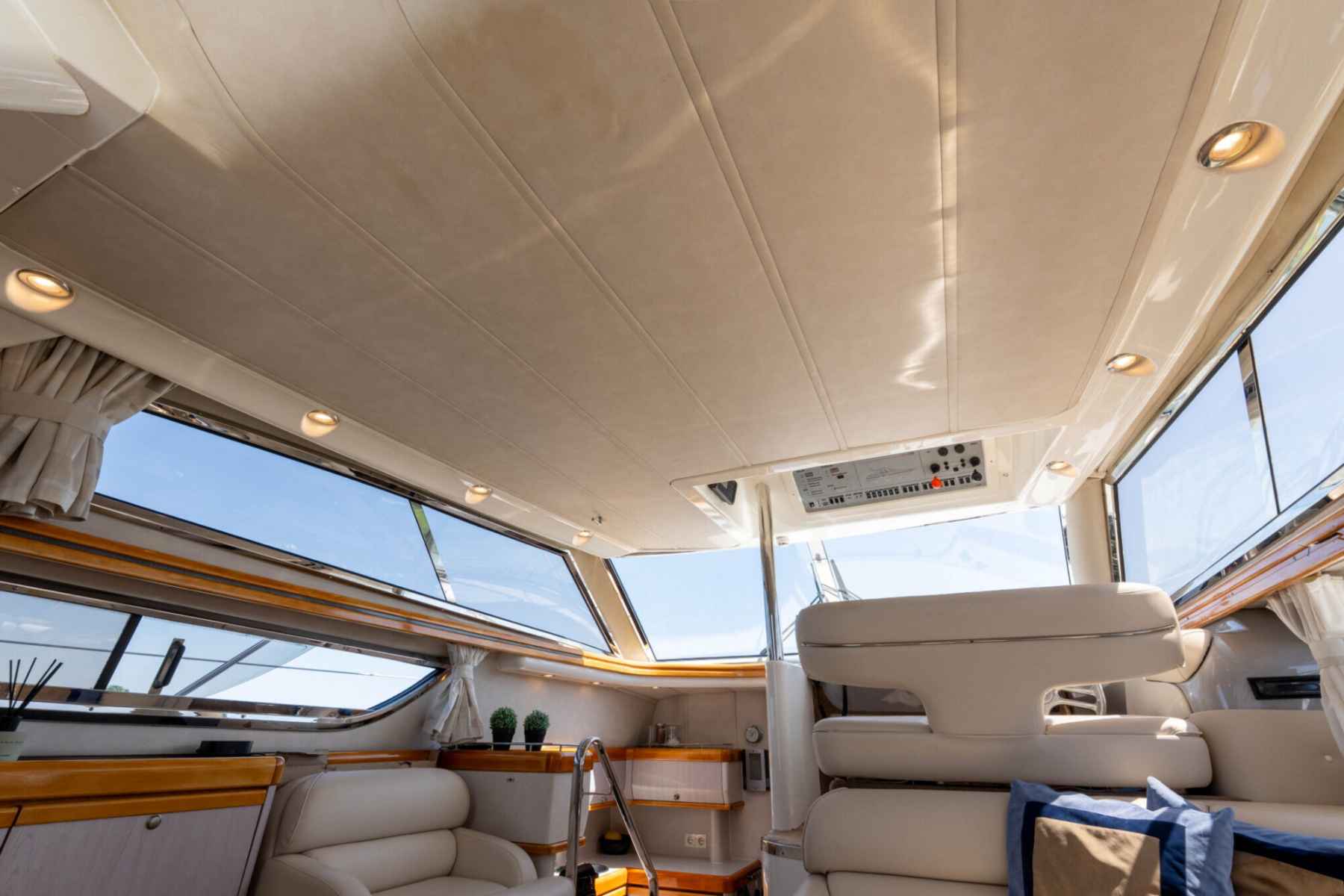 Motorboot Sealine Statesmen 450
