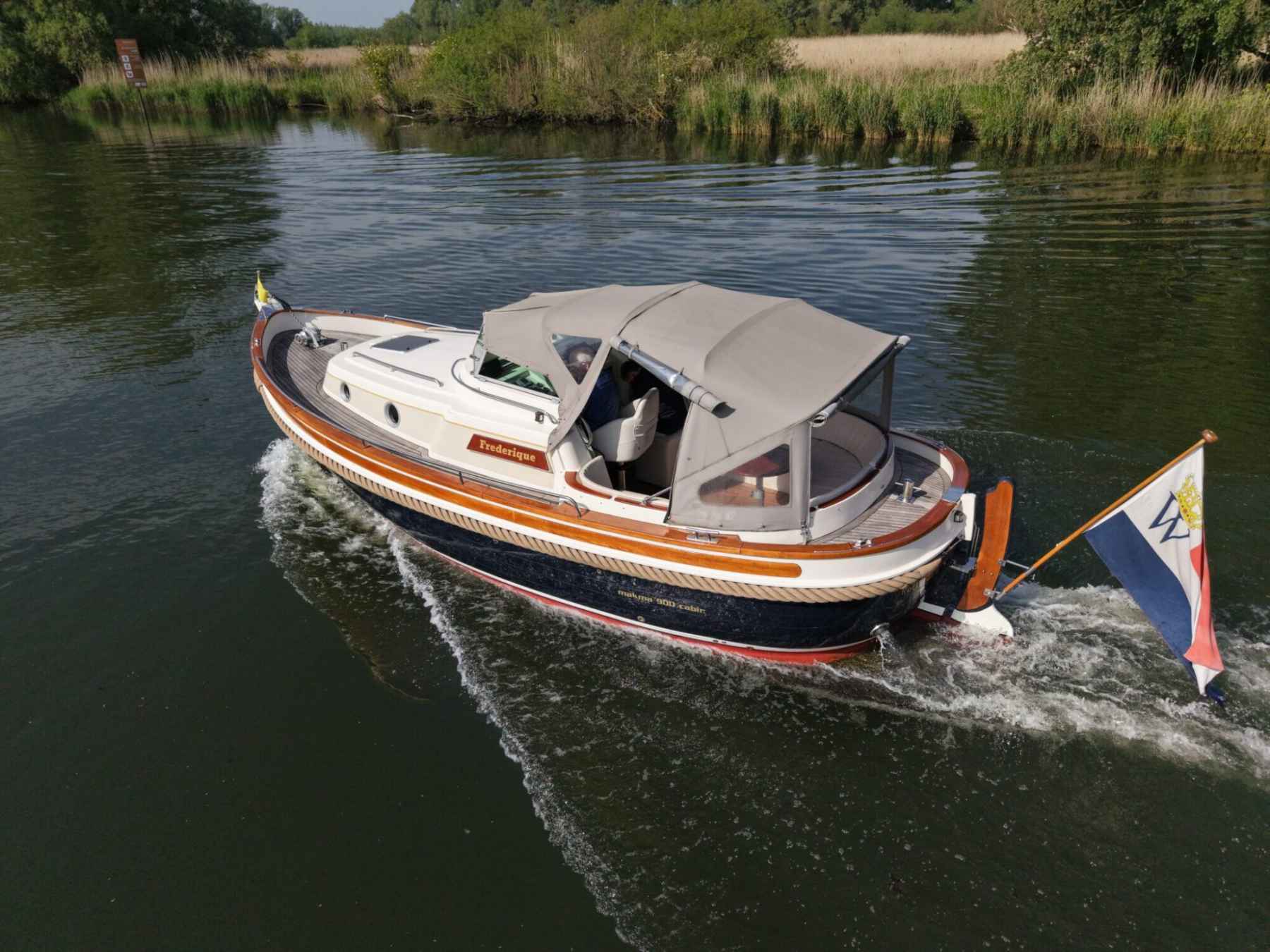 Motorboot Makma 900 Cabin